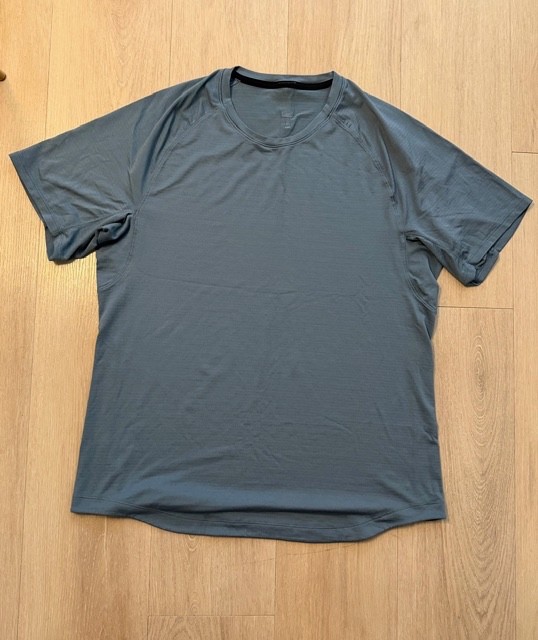 Lululemon Mens License to Train Tee Blue gray Shirt Medium