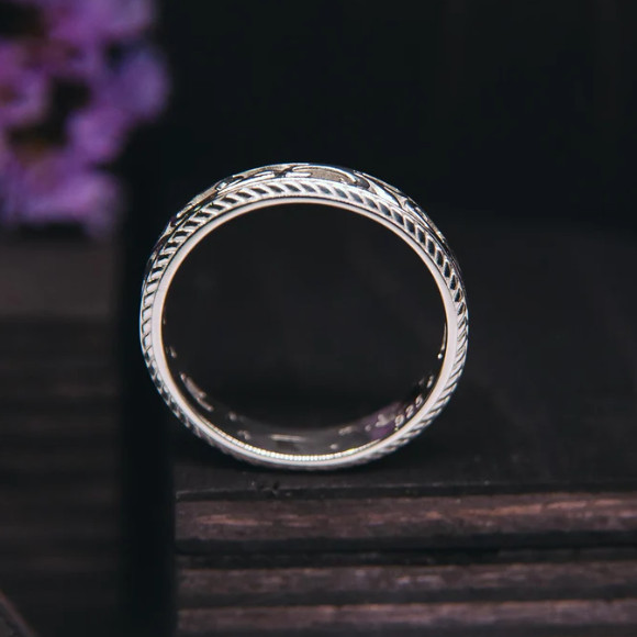 Vintage Filigree Scroll Ring – Silver Tone
