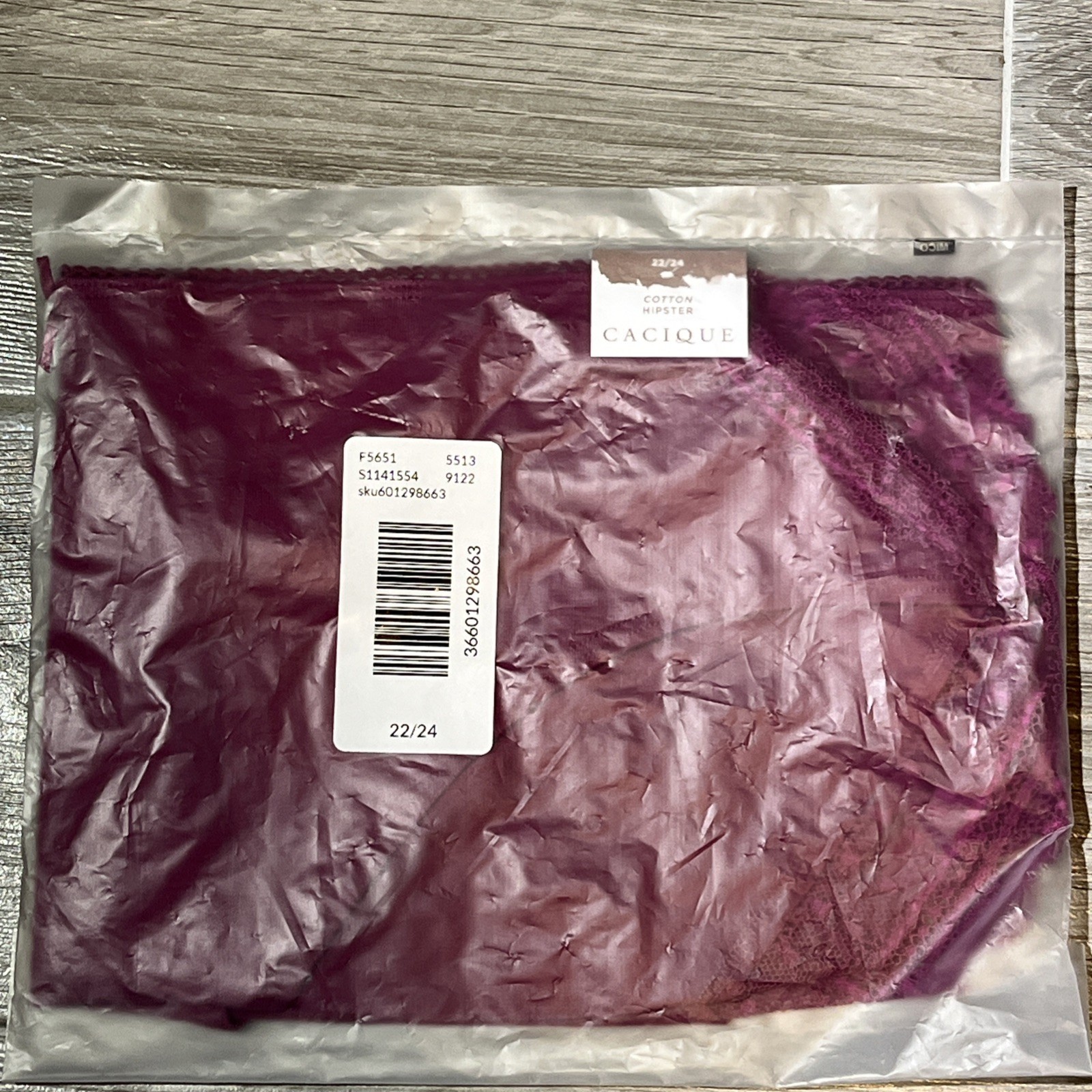 LANE BRYANT CACIQUE PLUS NO SHOW HIPSTER 22/24 PLUS PANTY Maroon New In Package LANE BRYANT CACIQUE PLUS NO SHOW HIPSTER 22/24 PLUS PANTY Maroon New In Package