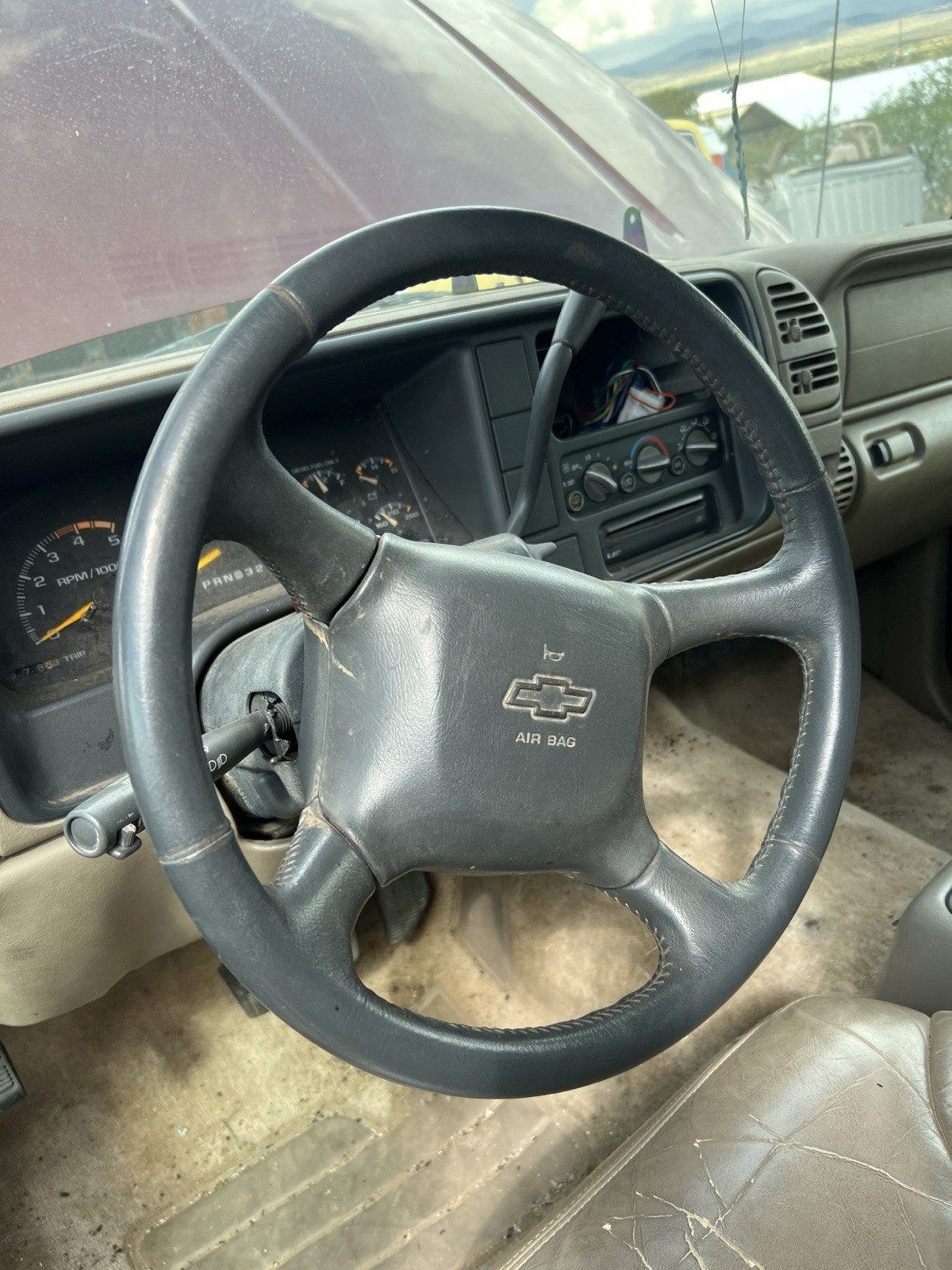 1999 Chevrolet Suburban Steering Wheel 1999 Chevrolet Suburban Steering Wheel