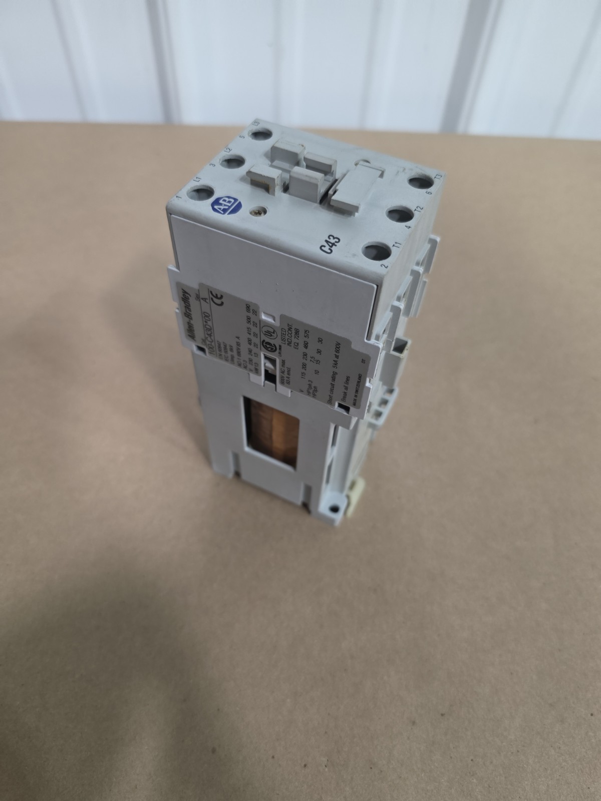 Allen Bradley 100-C43D00 Contactor 30hp 100-C43D*00 24V DC COIL