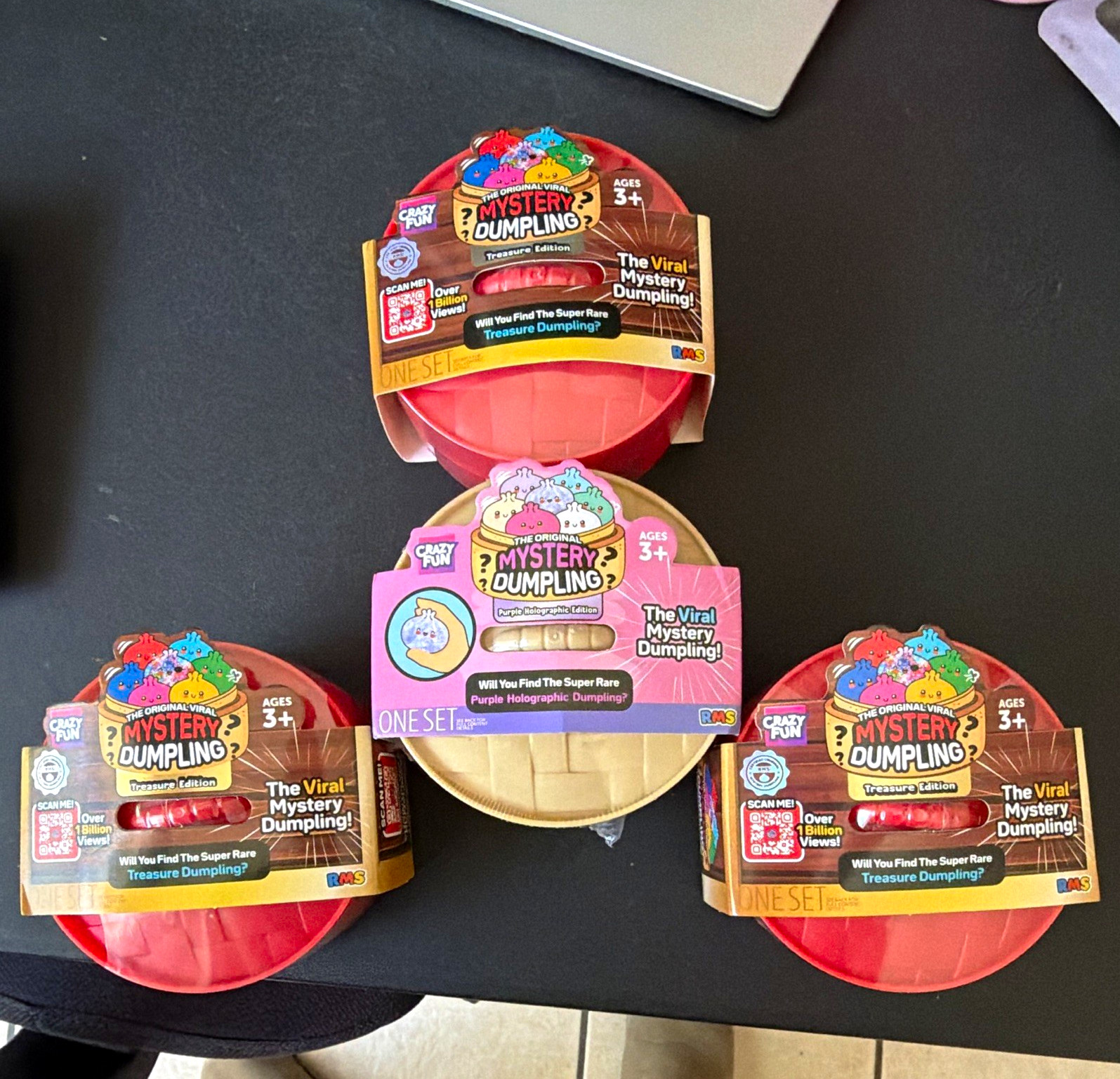 4 Crazy Fun Mystery Dumplings (3x Treasure Edition & 1x Purple Holographic) 4 Crazy Fun Mystery Dumplings (3x Treasure Edition & 1x Purple Holographic)