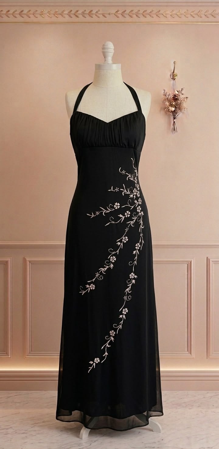 Elegant Black Halter Neck Maxi Dress Floral Beaded Embroidery Evening Party Gown
