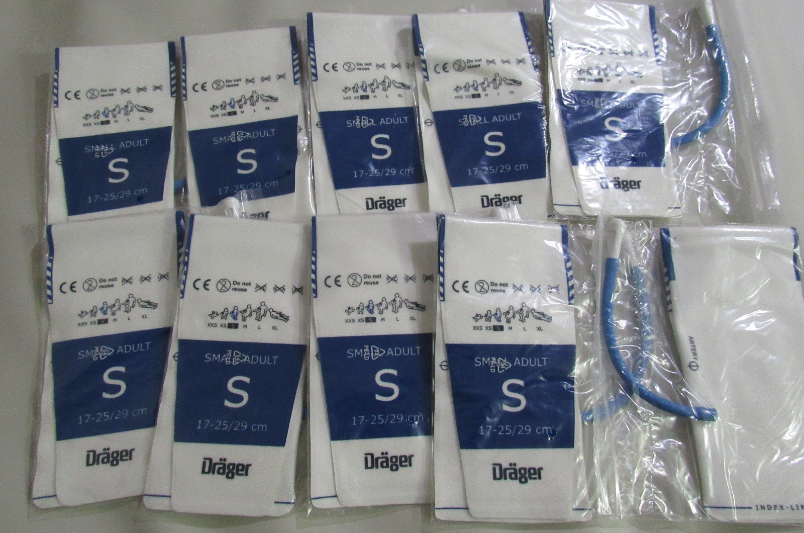 Drager MP00926 NBP Cuff Small Adult 17-25/29cm Lot of 10 NEW Sealed Single Use