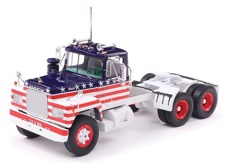 IXO TR001 Mack 1966 R Series in Red, White, and Blue 1/43 O Scale Diecast MIB