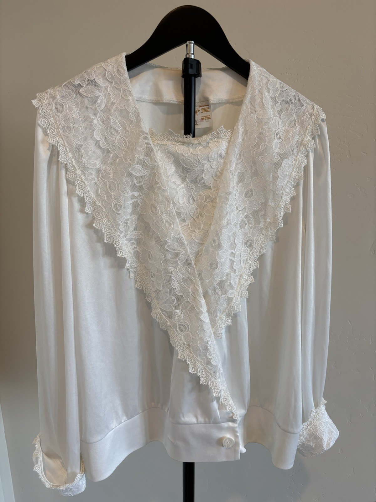 Vintage LeVoy\'s White Victorian Lace Yoke Blouse, Polyester, Button Cuffs, XL