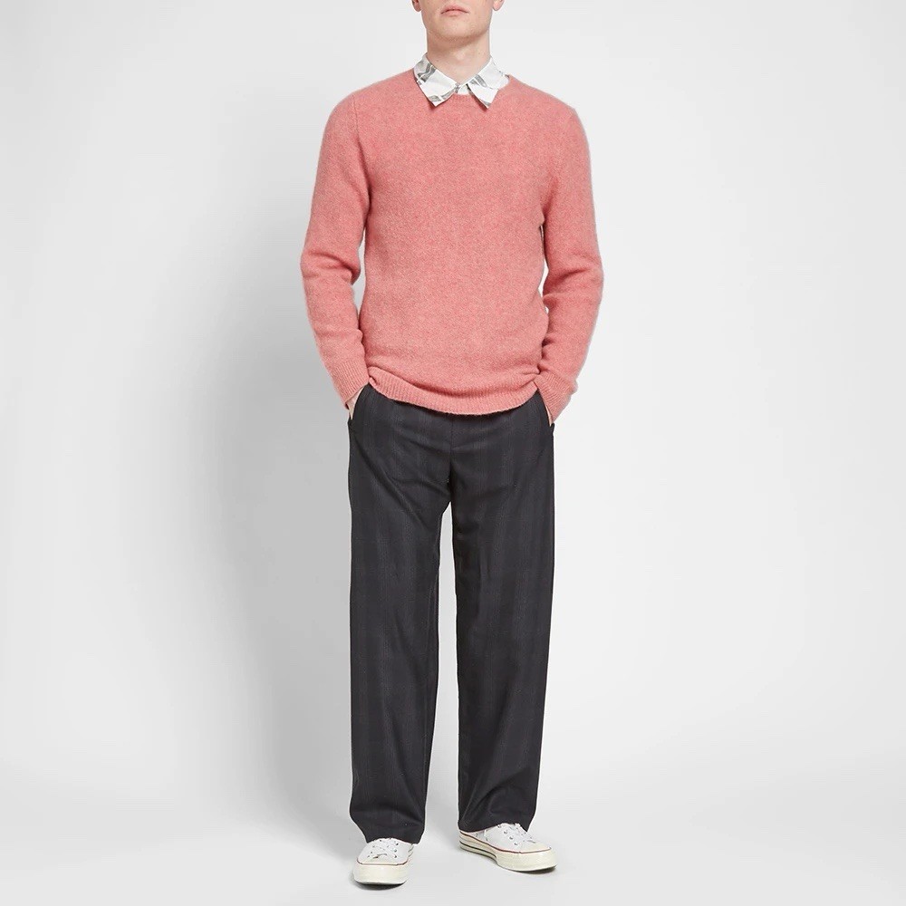 A.P.C. Pink Lorenz Yak Wool Crew Neck Lightweight Knit Sweater Large A.P.C. Pink Lorenz Yak Wool Crew Neck Lightweight Knit Sweater Large