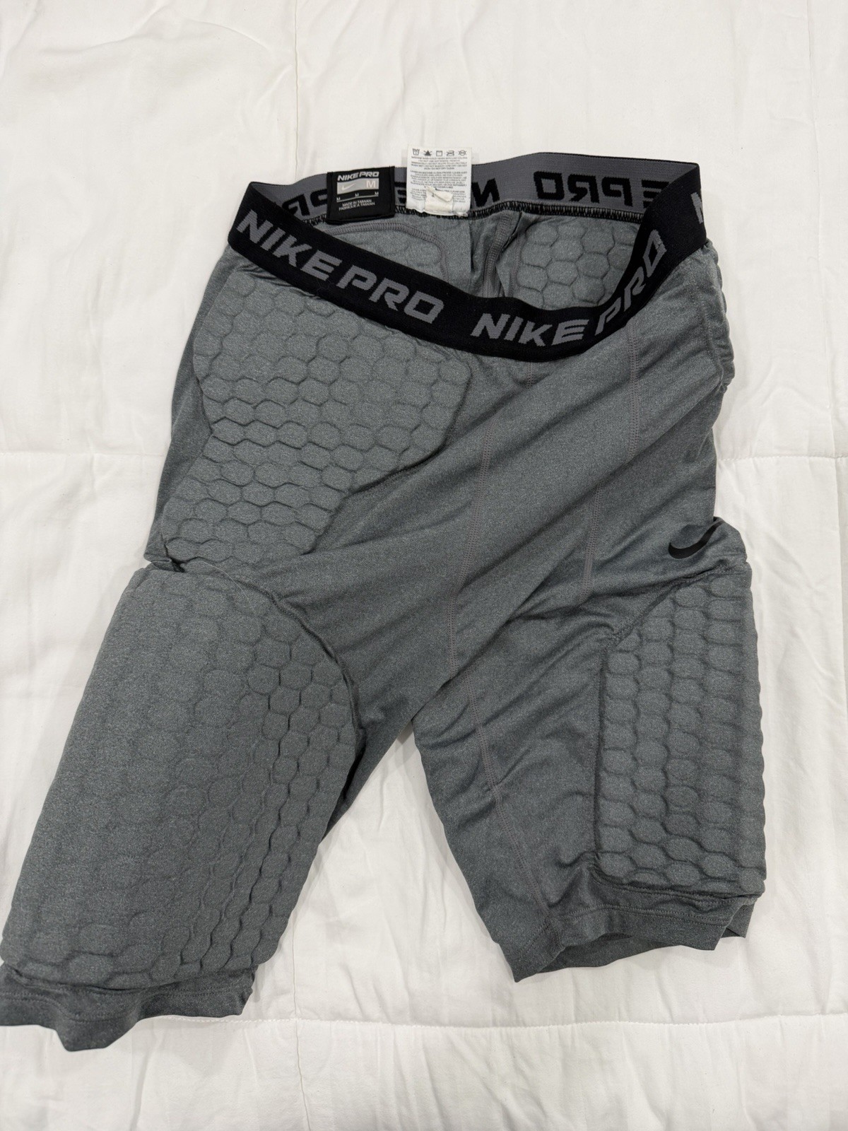 Rare Men’s Nike Pro Combat Compression Shorts Football Basketball Medium Grey