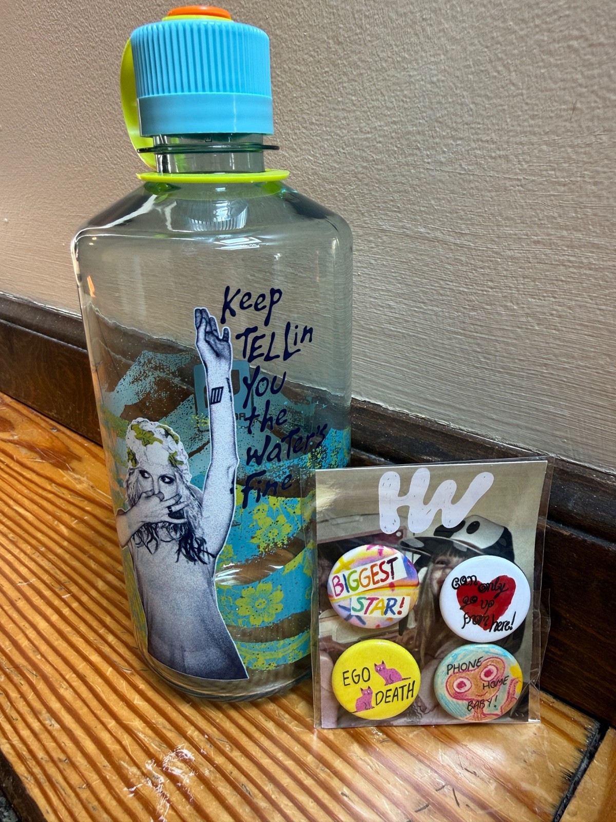 Limited Edition Hayley Williams Reverb water bottle Tour Nalgene + Pin Set Limited Edition Hayley Williams Reverb water bottle Tour Nalgene + Pin Set