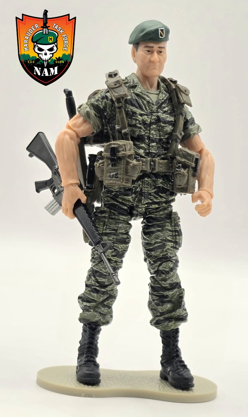 VIETNAM US ARMY GREEN BERET w/Gear -Marauder GR 1:18 Scale 4