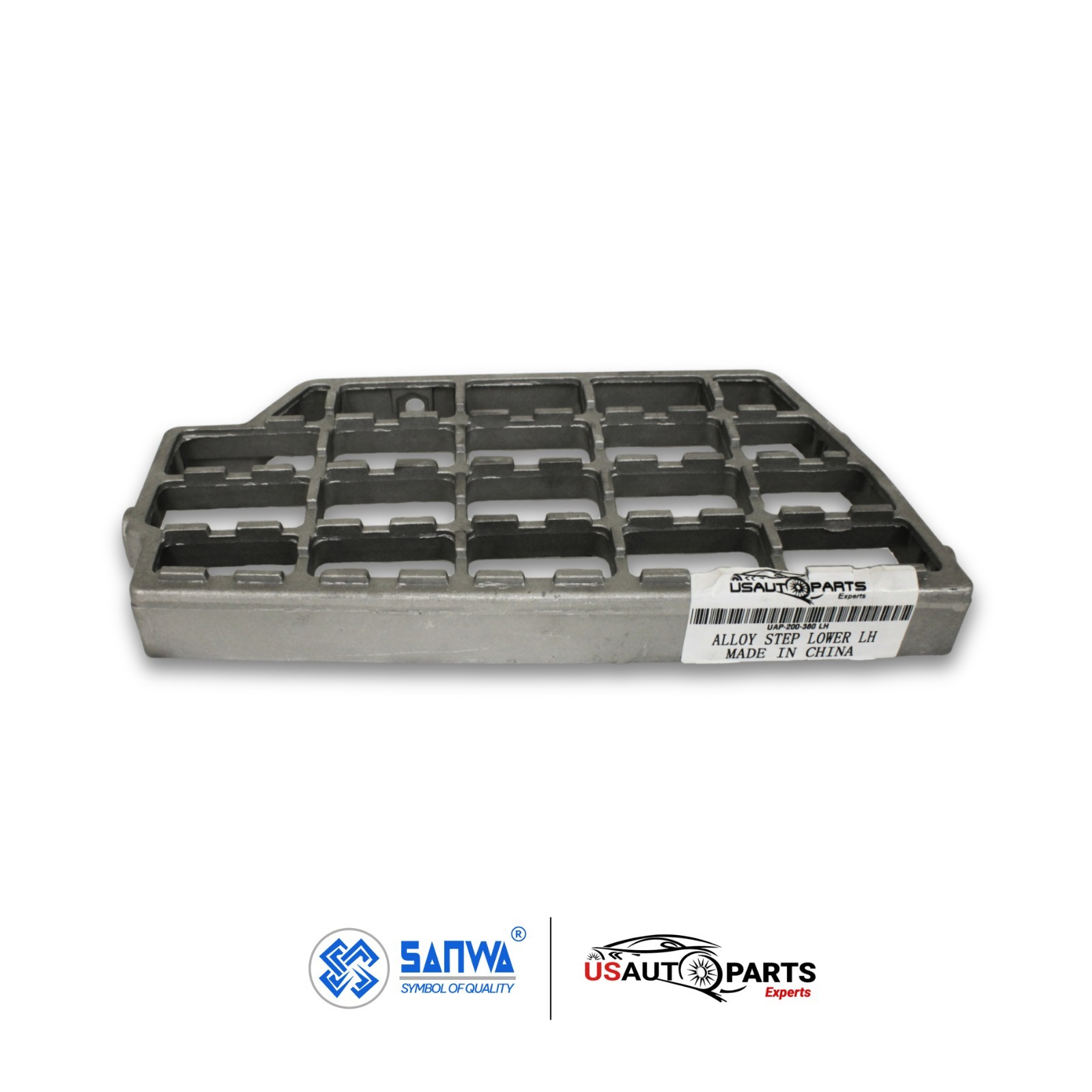 ALLOY STEP LOWER FOR NISSAN UD TRUCK LH 22 X 16 CM FITS 1800 2000 3300 1995-2010 ALLOY STEP LOWER FOR NISSAN UD TRUCK LH 22 X 16 CM FITS 1800 2000 3300 1995-2010
