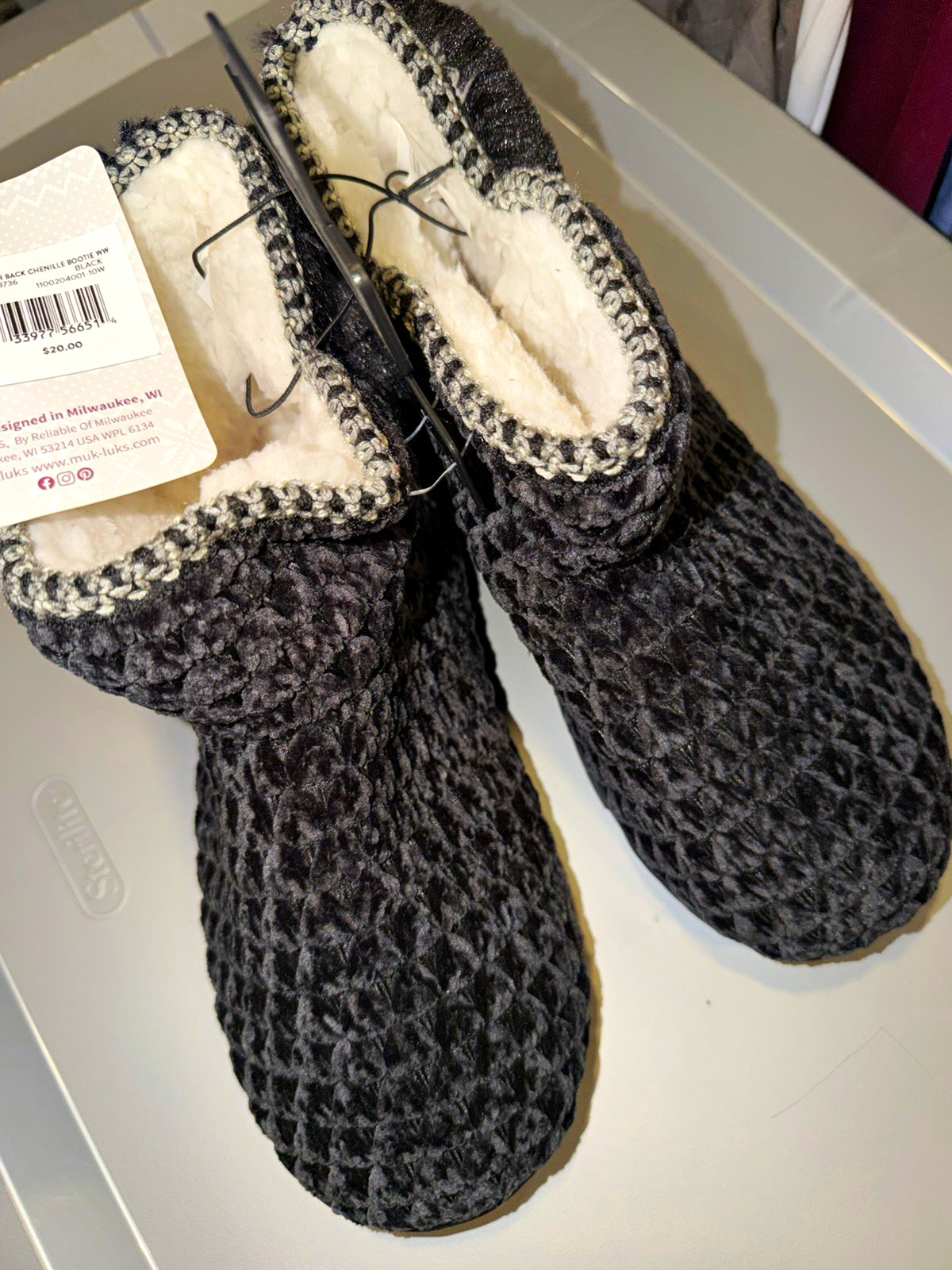 MUK LUKS Women’s Fur Back Chenille Bootie Slippers Faux Fur Lined Black 10W MUK LUKS Women’s Fur Back Chenille Bootie Slippers Faux Fur Lined Black 10W