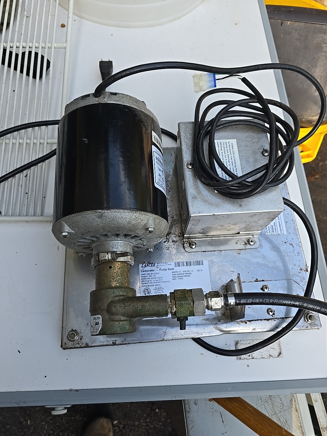 Lancer CARBONATOR Pump Deck 824200/01 Used Lancer CARBONATOR Pump Deck 824200/01 Used