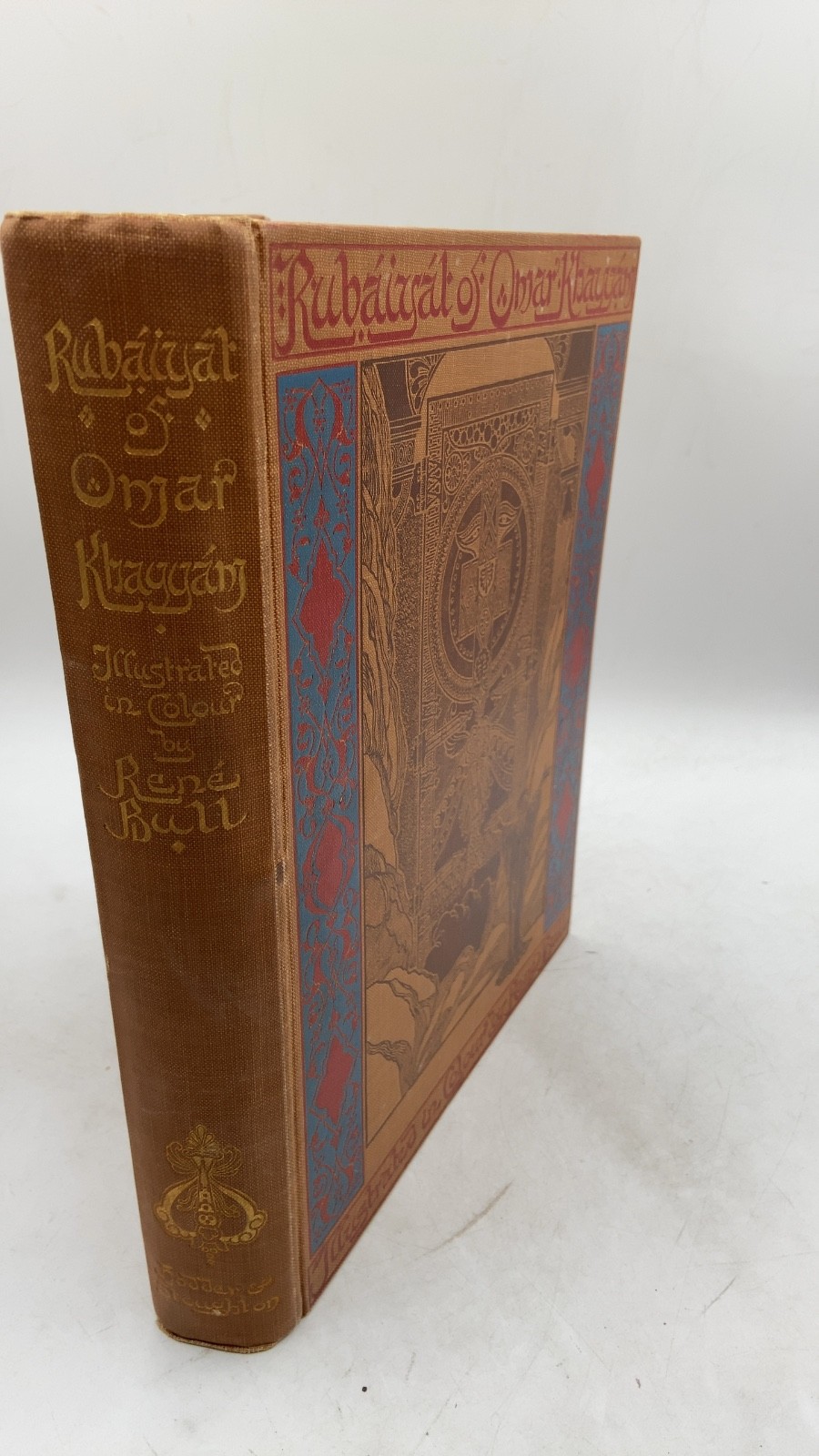 Rubáiyát of Omar Khayyám Omar Khayyám (rendered by Edward FitzGerald) Hardcover