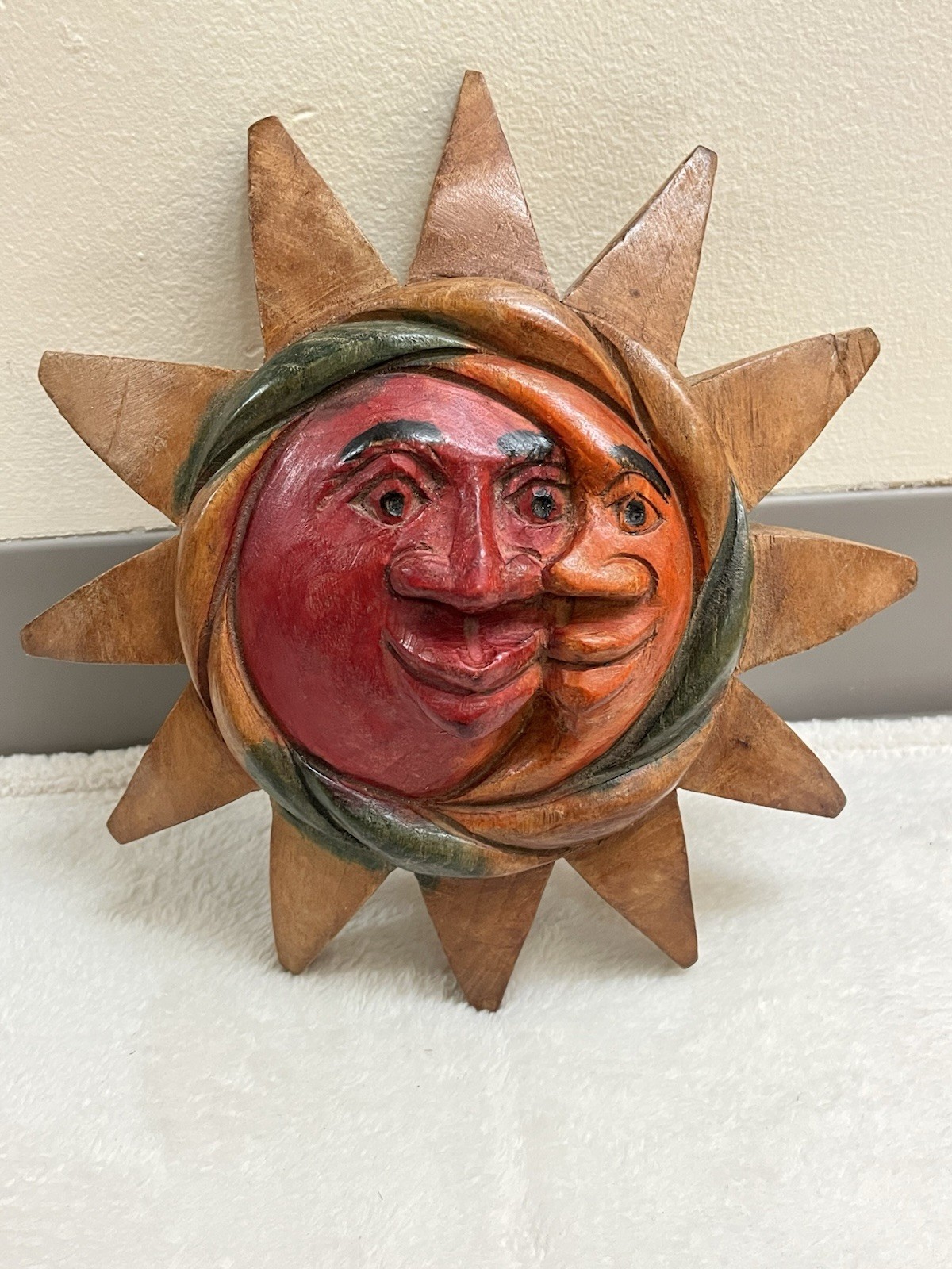 Vtg Hand-Carved Wooden Celestial Sun & Moon Wall Hanging Bust Plaque Sculpture Vtg Hand-Carved Wooden Celestial Sun & Moon Wall Hanging Bust Plaque Sculpture