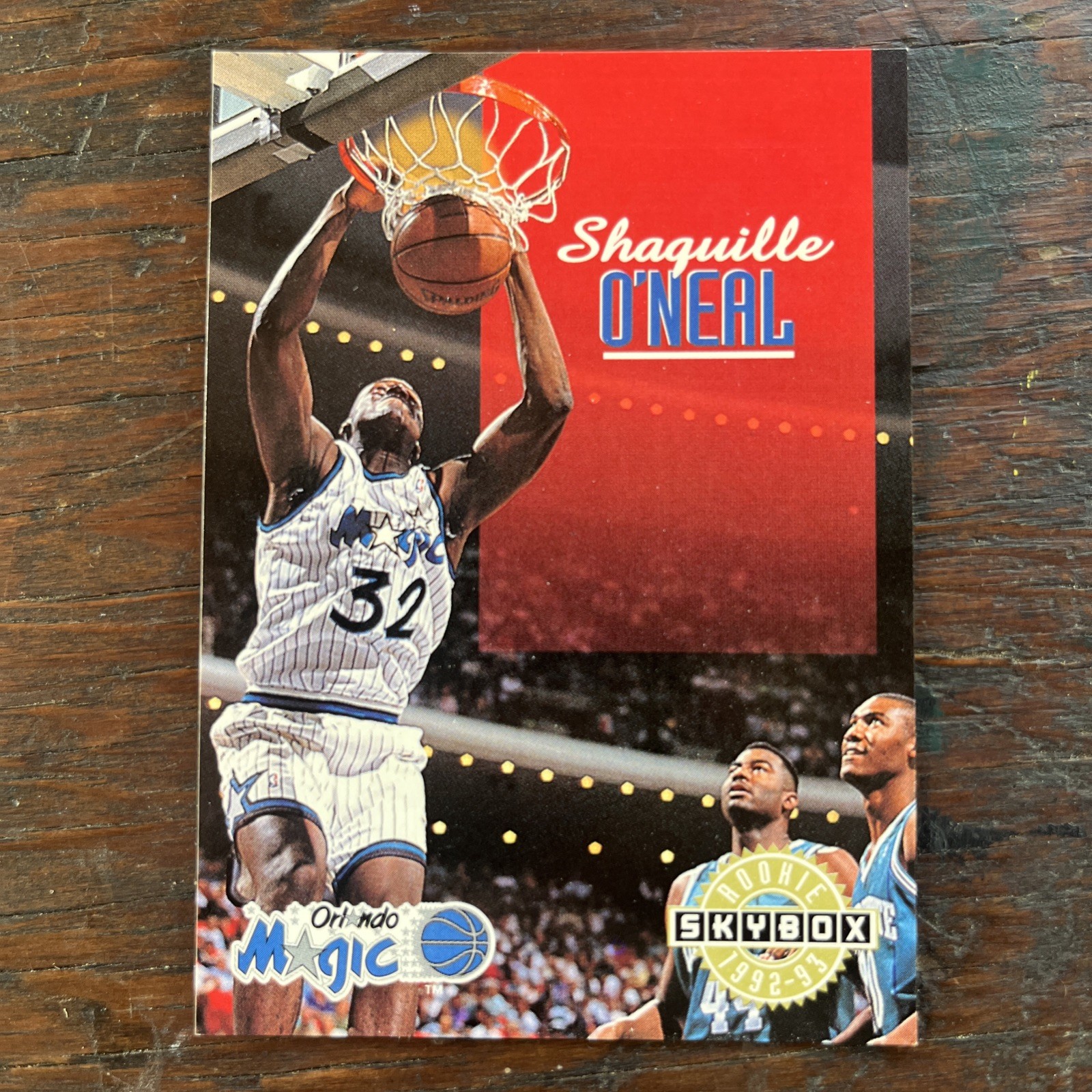 Shaquille O\'Neal 1992-93 Skybox #382 Rookie Card RC I4 5