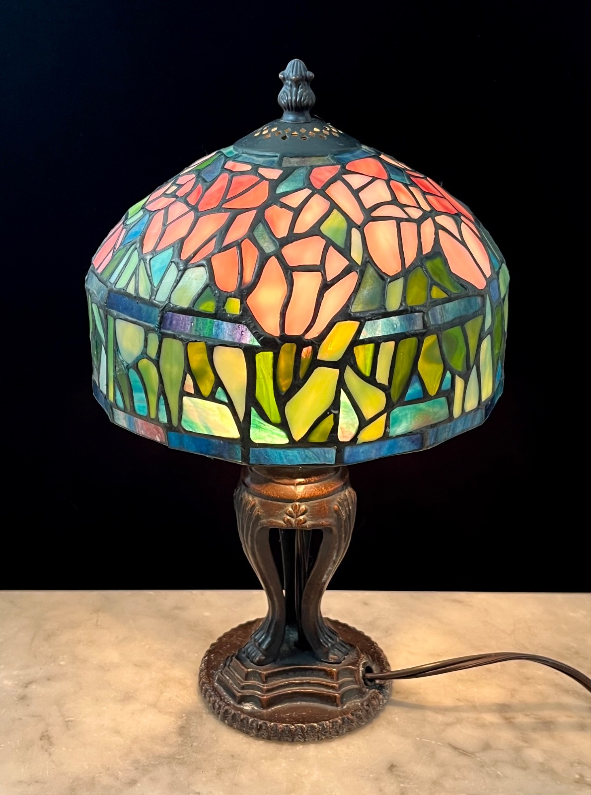 Vintage Tiffany-Style Stained Glass Floral Roses Table Lamp 14\ Vintage Tiffany-Style Stained Glass Floral Roses Table Lamp 14\