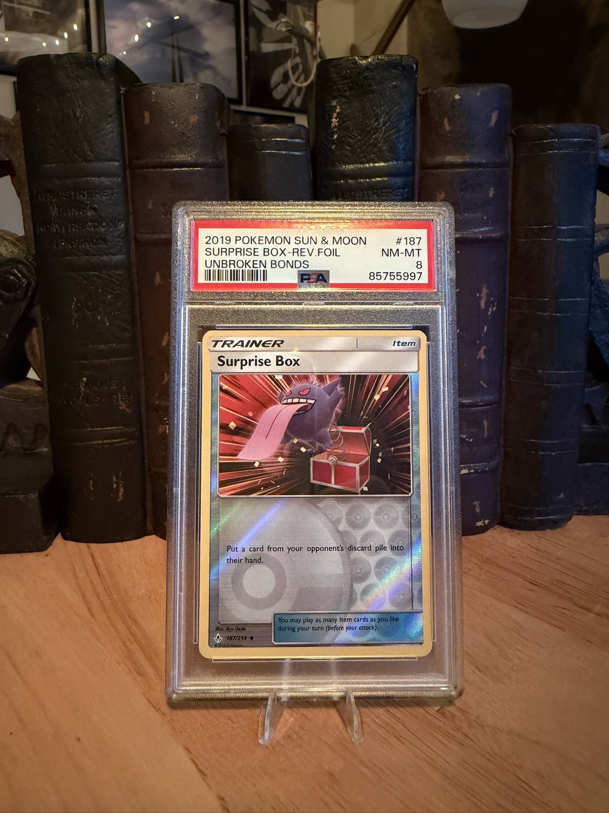 2019 POKEMON SUN & MOON UNBROKEN BONDS #187 SURPRISE BOX-REVERSE FOIL PSA 8