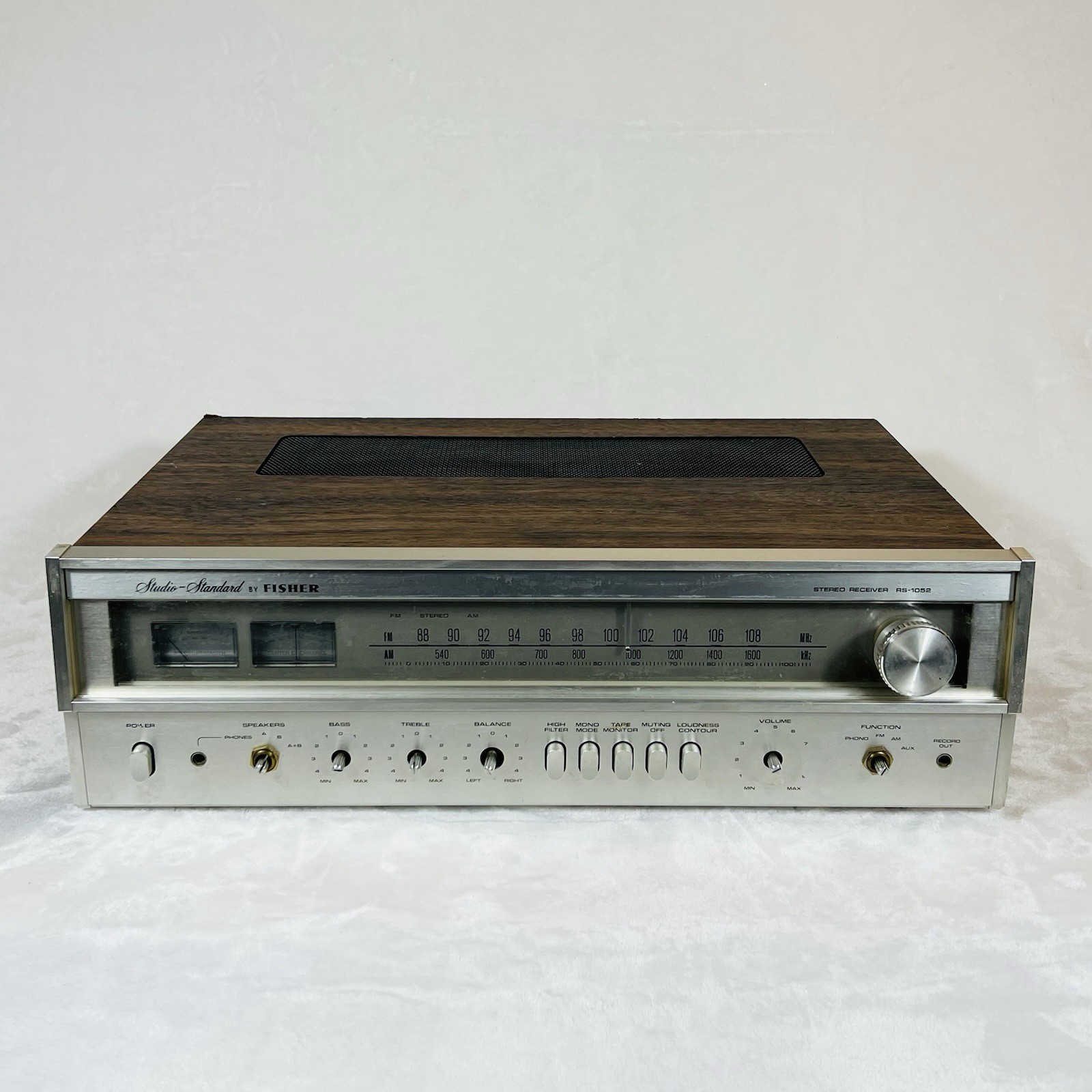 Vintage Fisher Studio Standard Stereo Receiver RS-1052 Tested Working - No Knobs