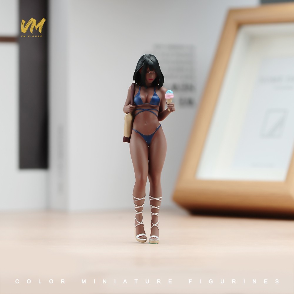 1/18 Resin Ice Cream Bikini Girl Figure Painted Miniature Model for Car Diorama