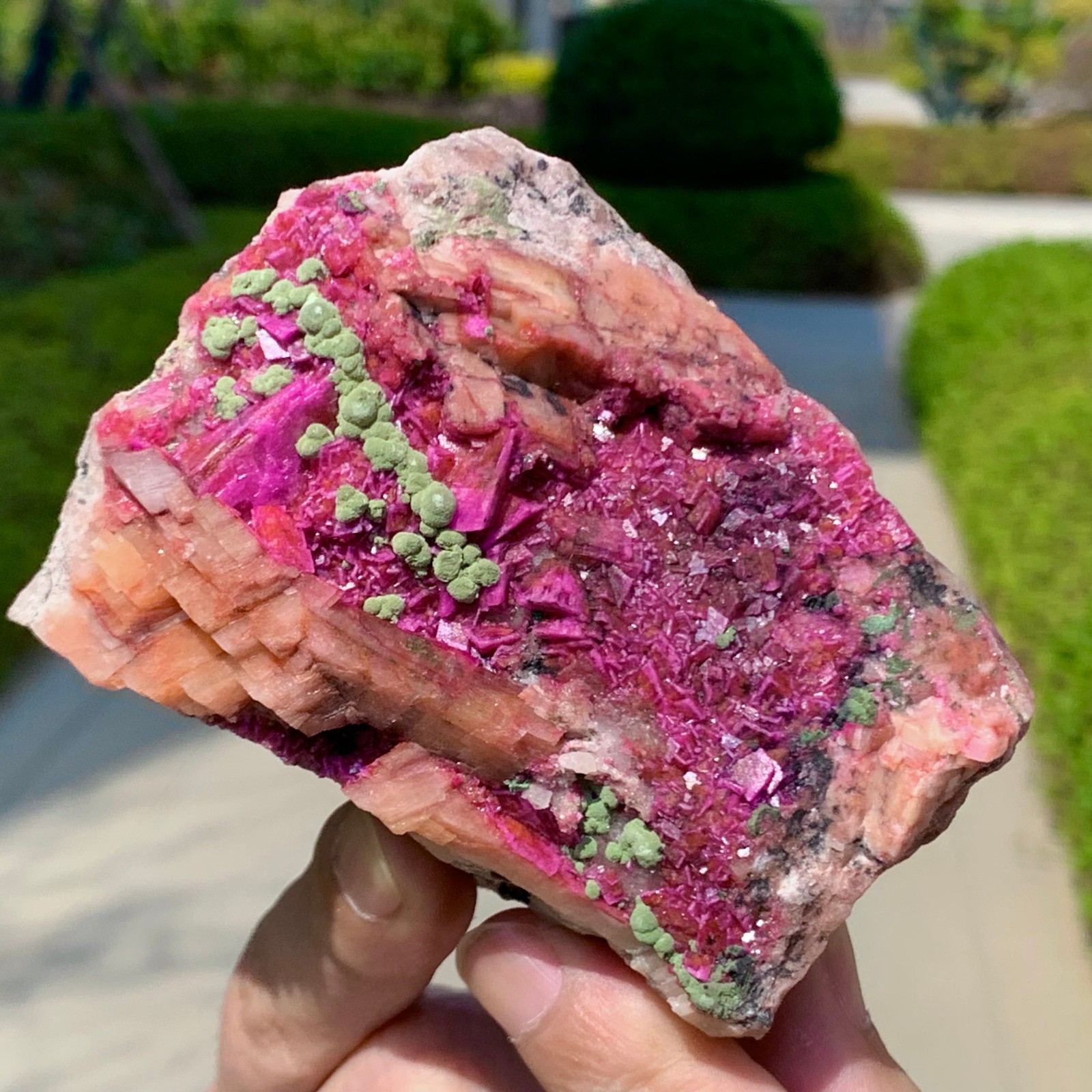 434G Natural Cobalto Calcite graininess Crystal Mineral specimen Healing-Congo
