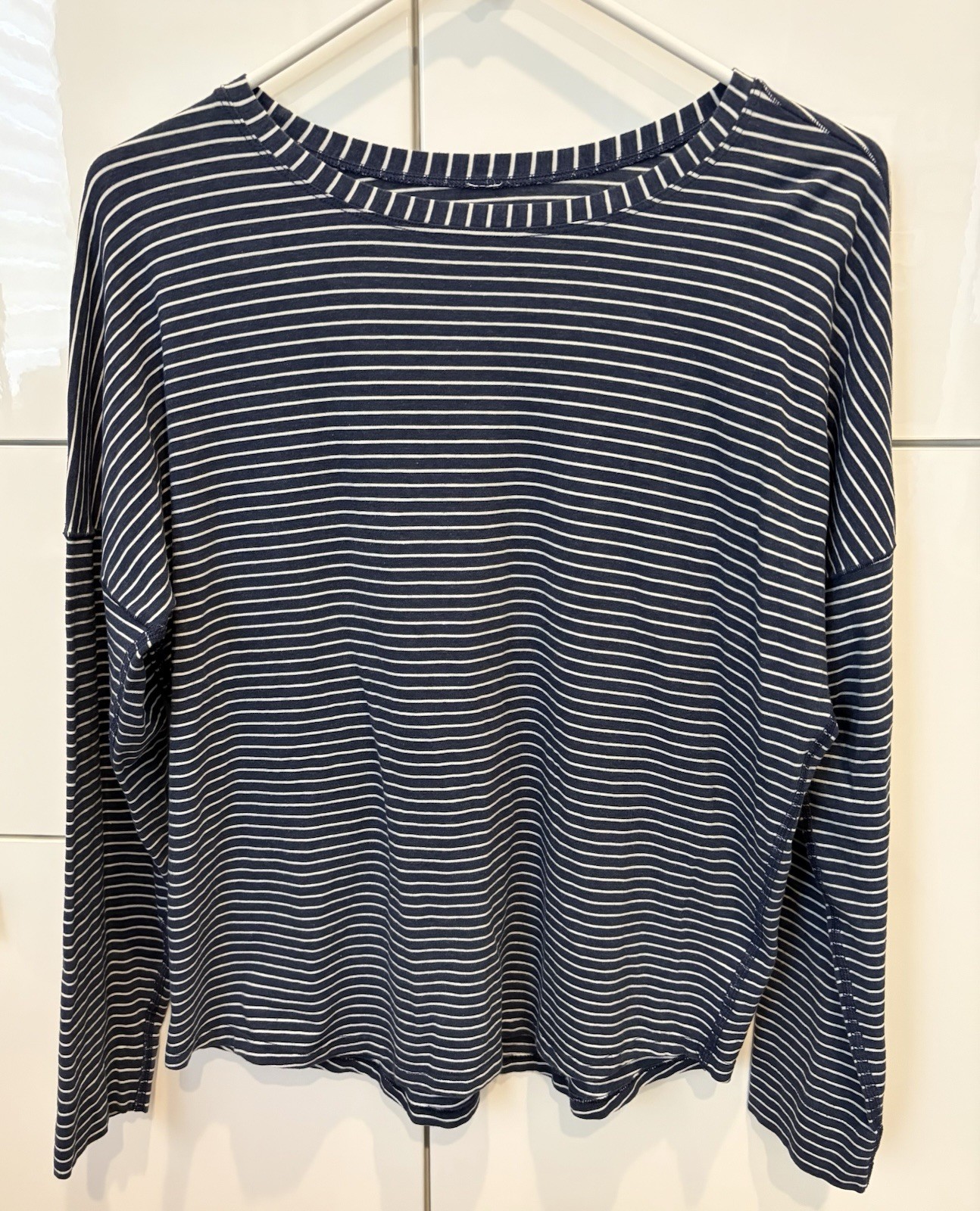 Lululemon Weekend Shirt Sz 10 Long Sleeve Top Navy White Stripe Women’s Stretch
