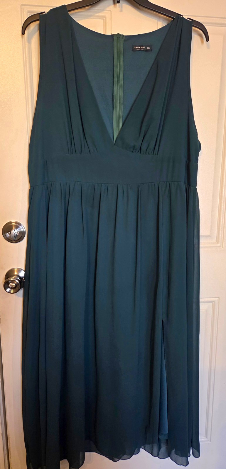 SHEIN CURVE Green Solid V-Neck Sleeveless A-Line Slit Midi Dress 2XL