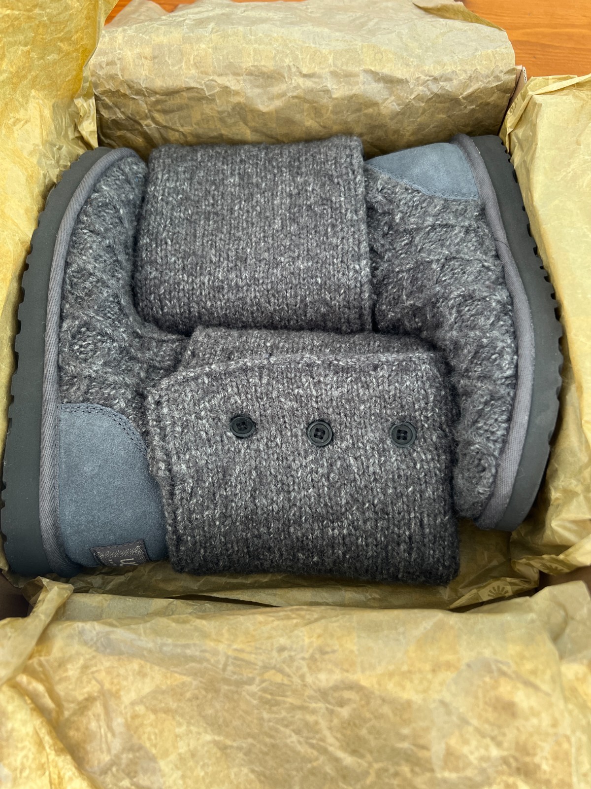 Ugg BOOTS Lattice Cardy 3066 Gray Knit Fold Over Boot - new in box women size 8