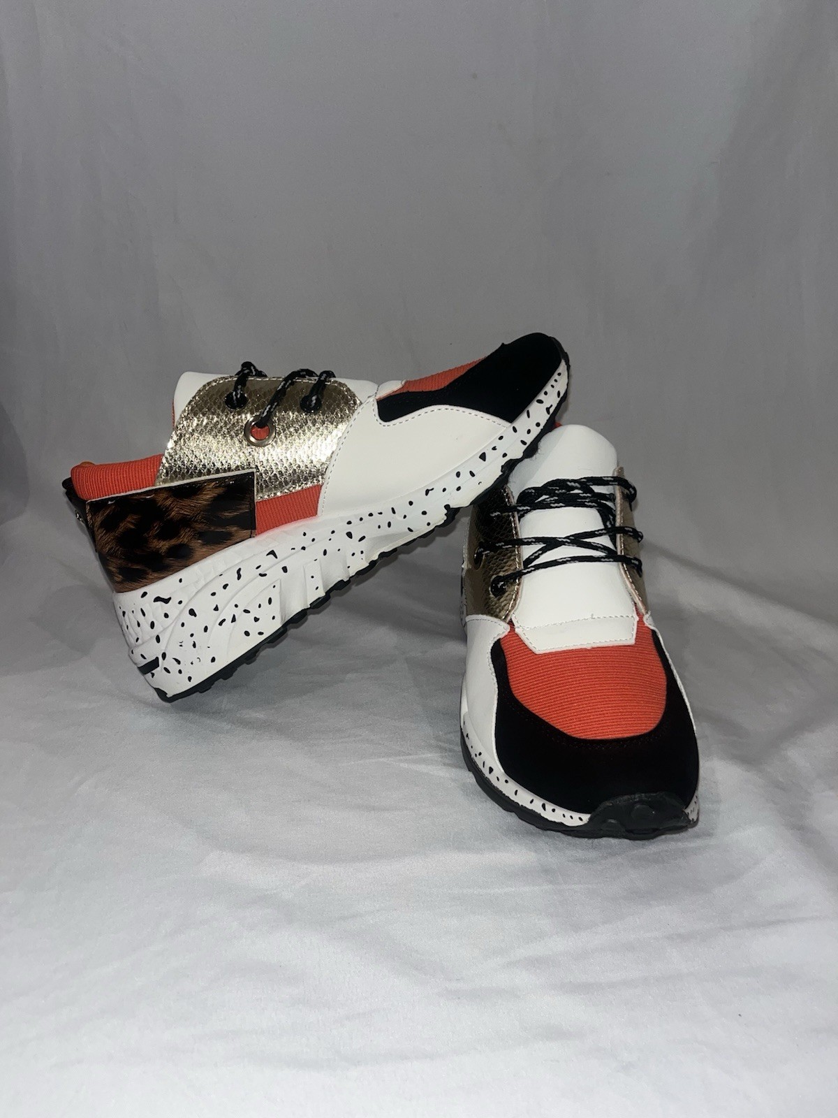 La Sheelah Modern-30 Women’s Leopard Gold Colorblock Chunky Sneakers Size 7.5 La Sheelah Modern-30 Women’s Leopard Gold Colorblock Chunky Sneakers Size 7.5
