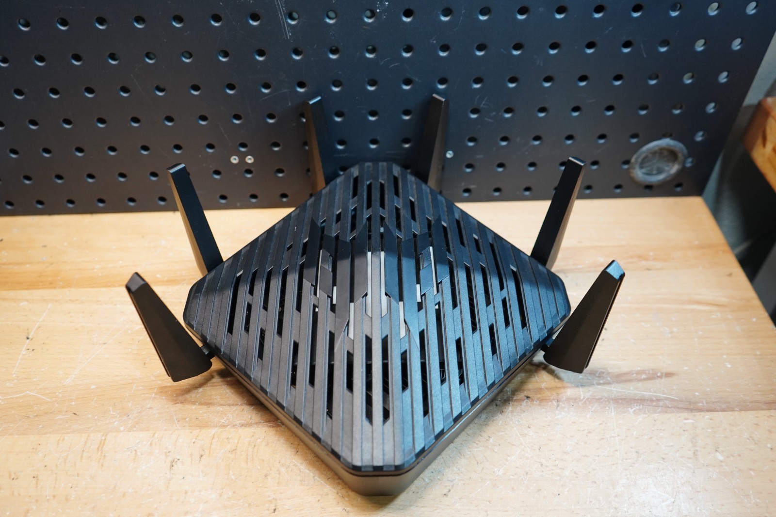 (J) Acer Predator Connect W6 AX7800 Wi-Fi 6E Gaming Router No Power Cord