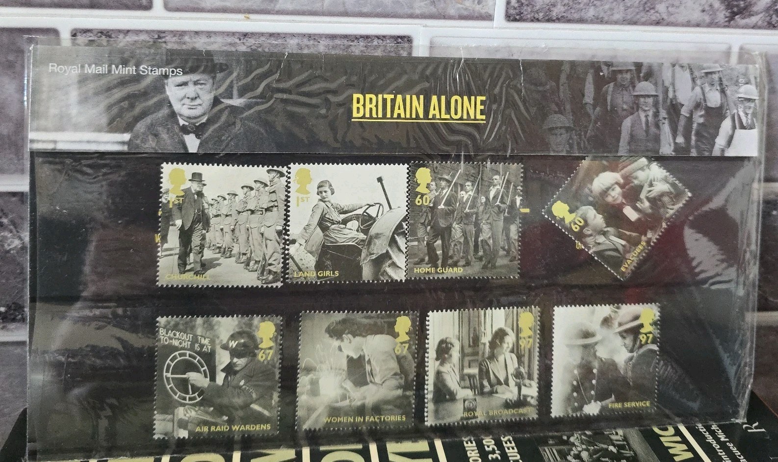 Royal Mail May 2010 Britain Alone GB Presentation Pack (No. 442) 8 Stamps