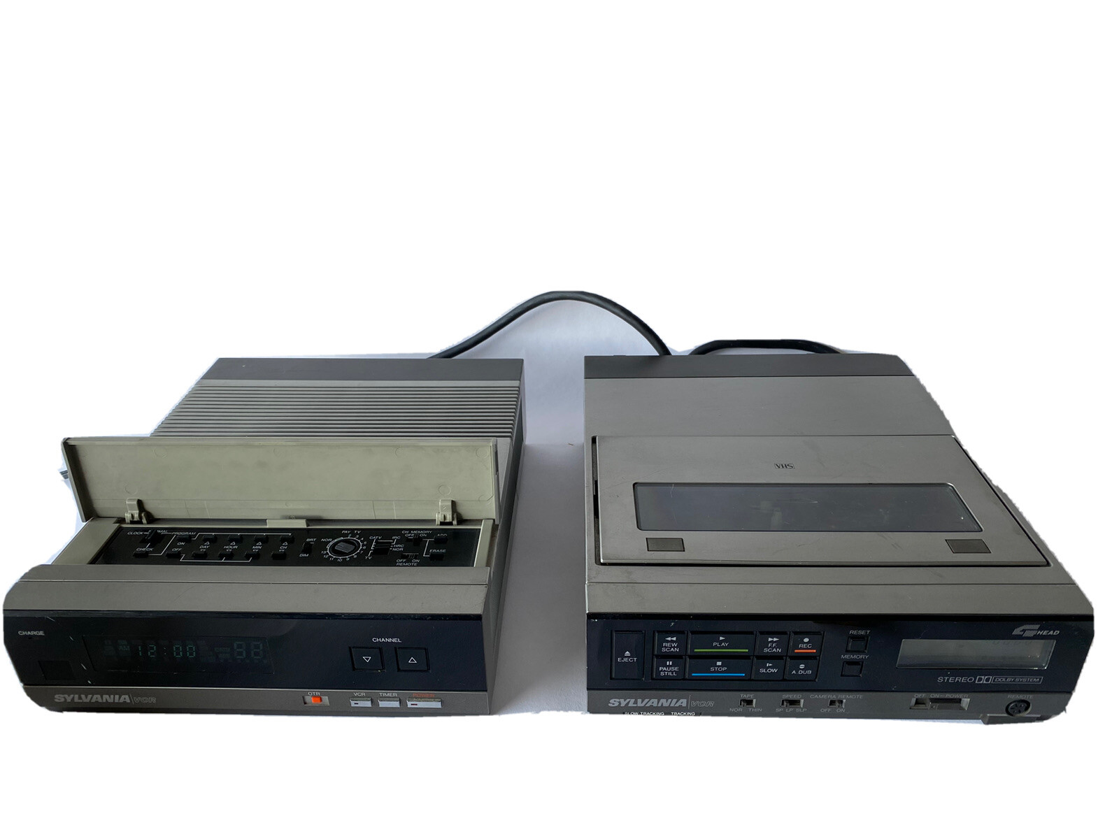 Vintage 1984 Sylvania VCR VC4512SL01 / Tuner Adaptor VC4522SL01 Made in Japan Vintage 1984 Sylvania VCR VC4512SL01 / Tuner Adaptor VC4522SL01 Made in Japan
