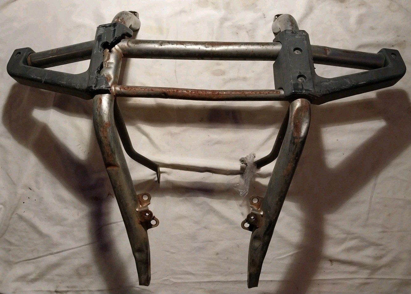 2002 - 2008 YAMAHA GRIZZLY 660 YFM660 OEM FRONT BUMPER GRILL CARRY BAR