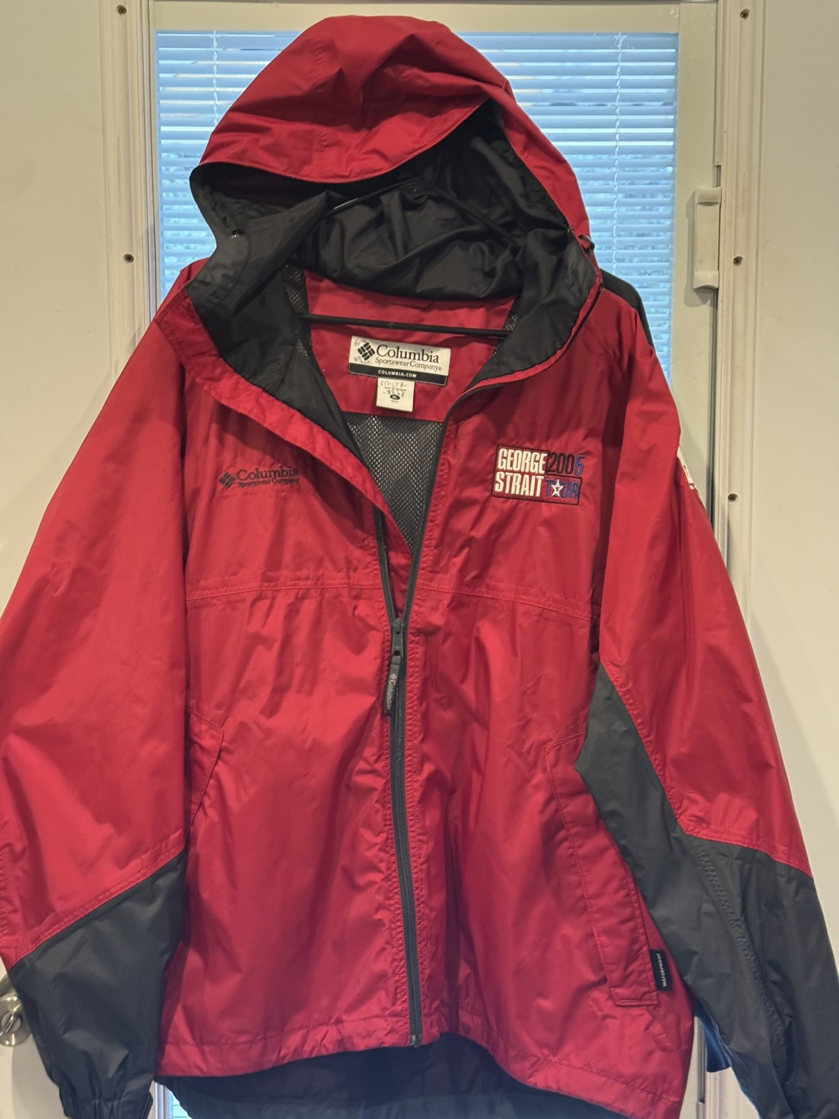 Jacket George Strait 2005 tour Columbia Mens XL Packable-Zip  Windbreaker Jacket George Strait 2005 tour Columbia Mens XL Packable-Zip  Windbreaker