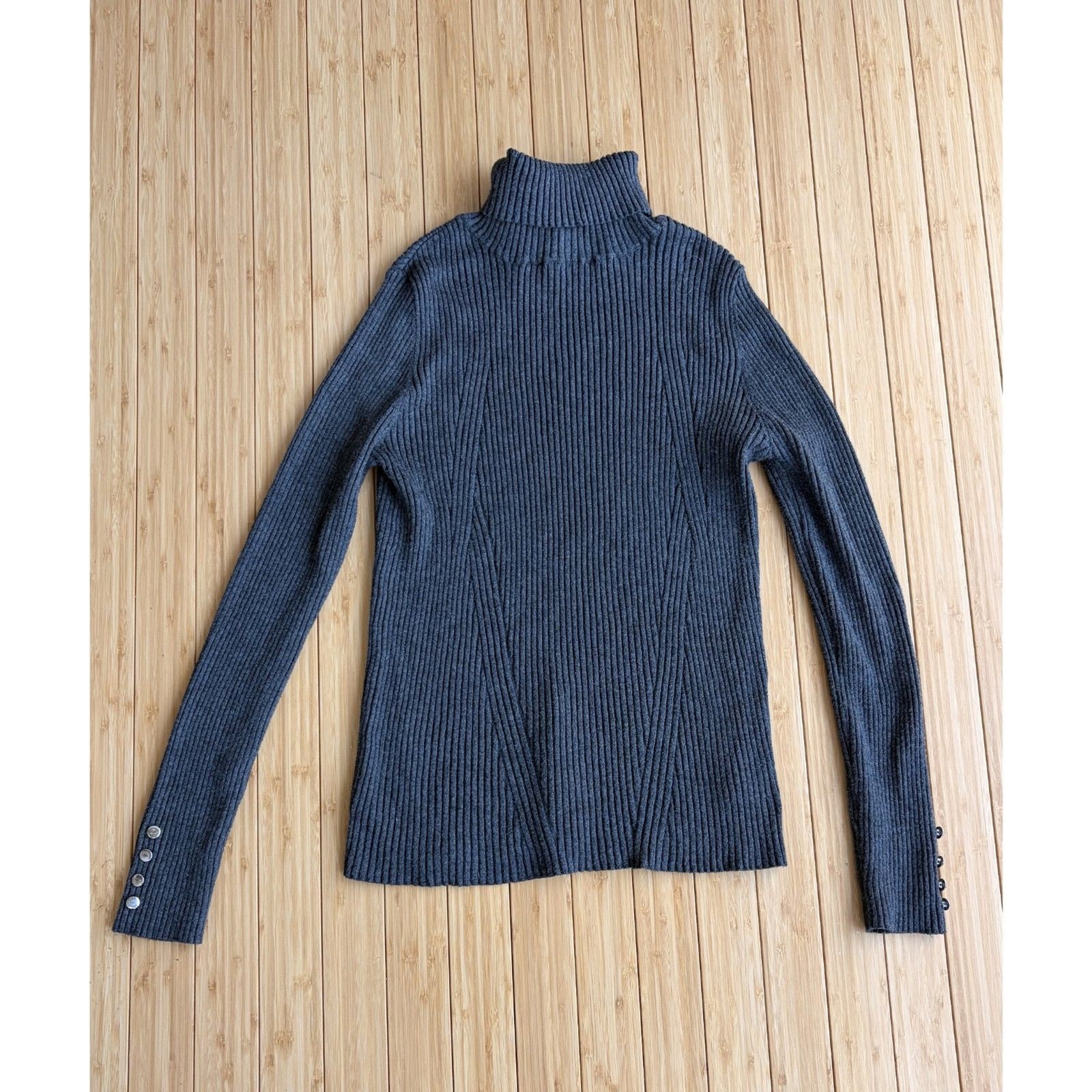 Philomena Petti New York Gray Ribbed Turtleneck Top – Women\'s Size L