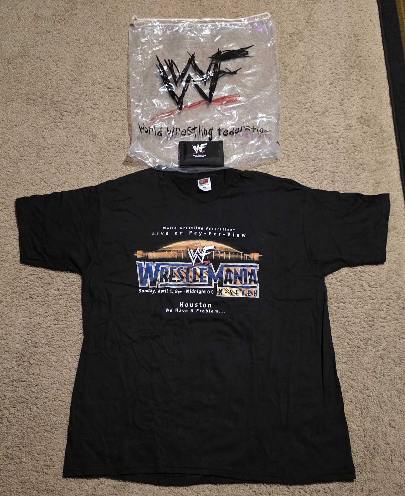 Vintage 2001 WWF WrestleMania 17 Promo Lot XL NOS Deadstock Shirt Wallet Bag