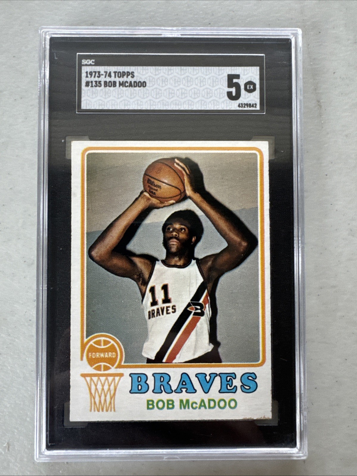 1973-74 Topps Bob McAdoo Rookie RC #135 SGC 5 HOF Buffalo Braves, Nice