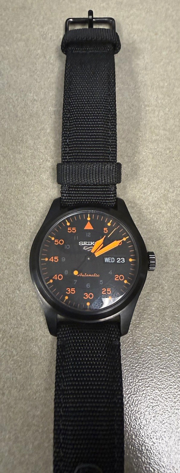 Seiko 5 Automatic Day/Date Black Dial 39mm SS 100m Nylon Strap Watch Seiko 5 Automatic Day/Date Black Dial 39mm SS 100m Nylon Strap Watch