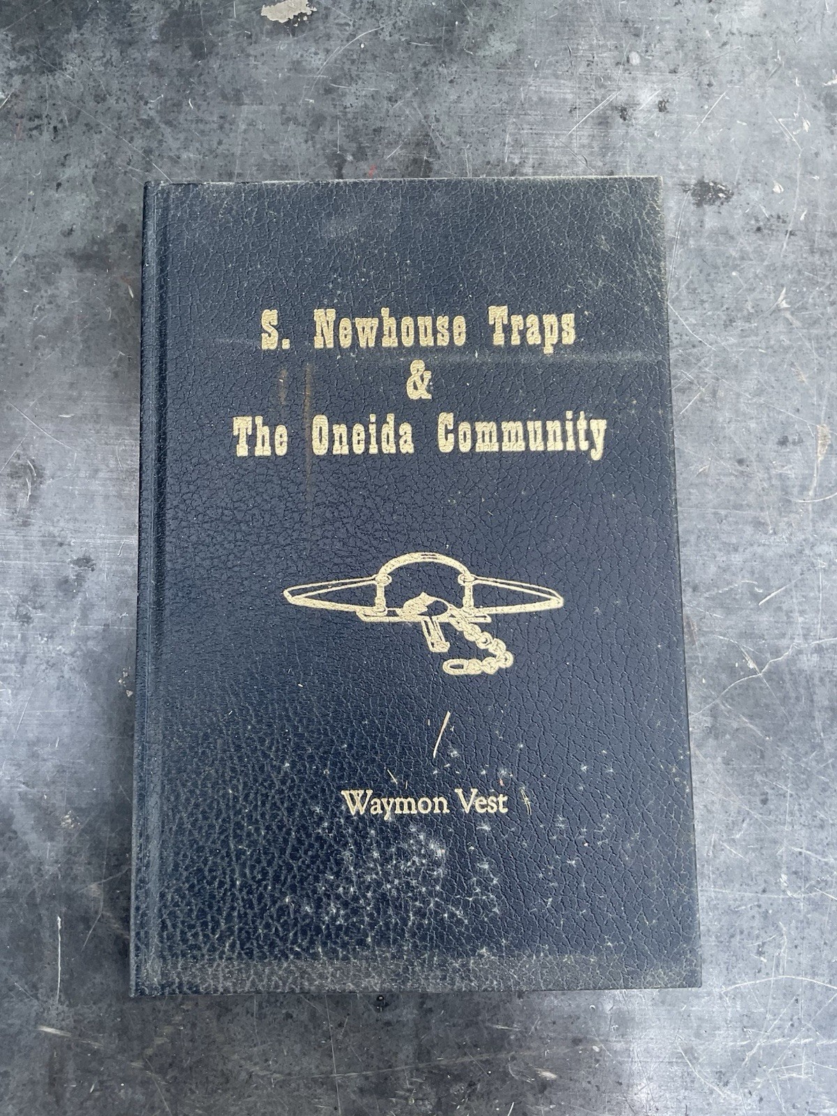 Newhouse Vintage Bear Trap Collector Guide Waymon Vest Deluxe Newhouse Vintage Bear Trap Collector Guide Waymon Vest Deluxe