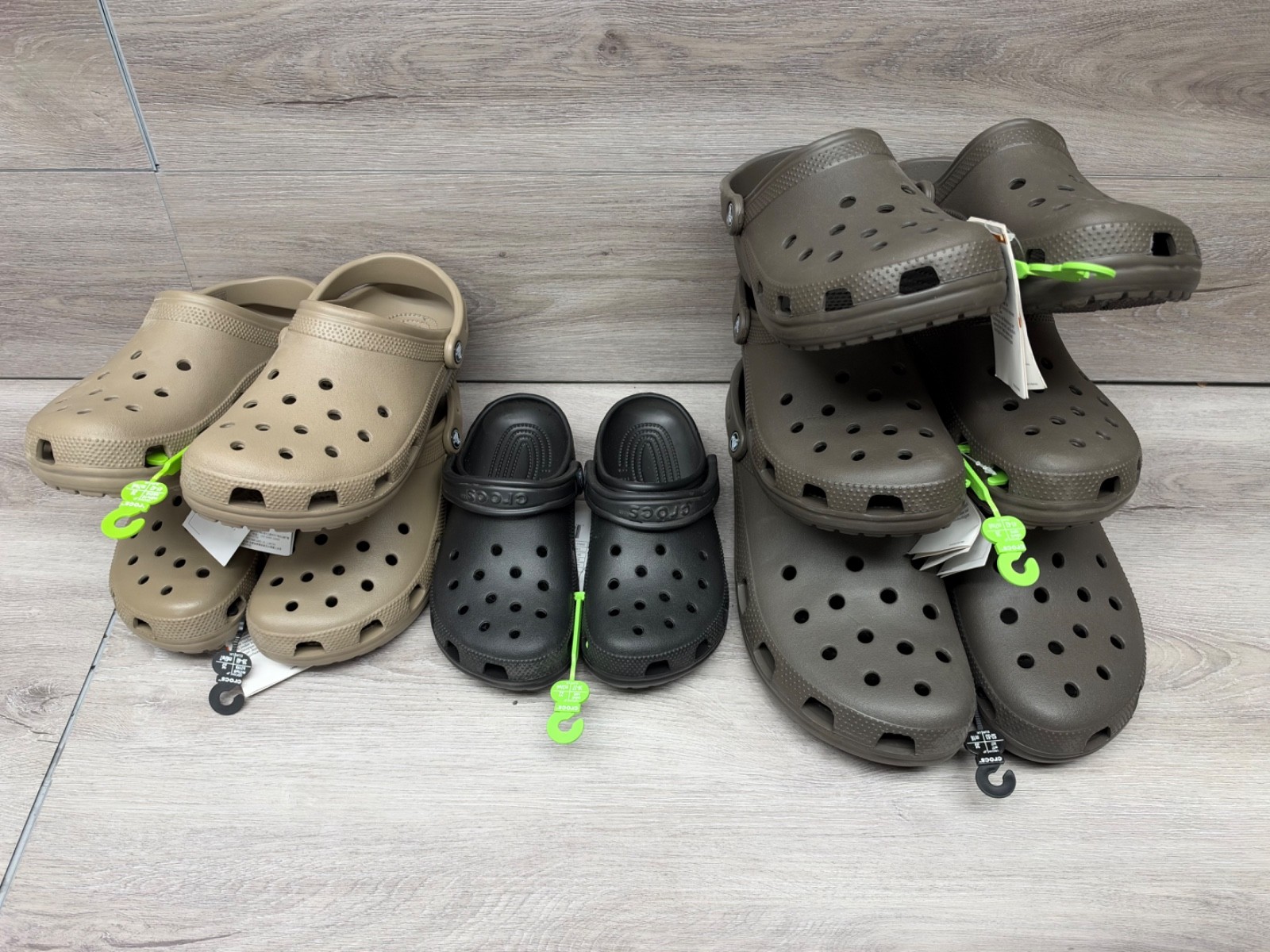 NEW Different Browns Crocs Classic Clogs Unisex With Tags and Hanger Comfort