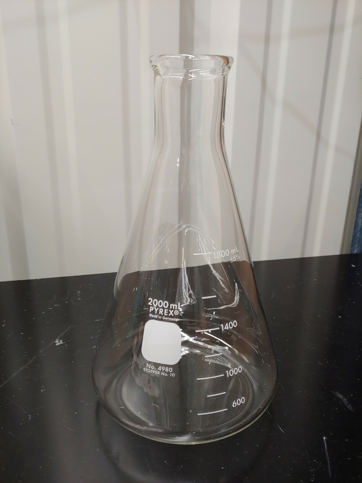 Corning Pyrex 4980-2L 2L Erlenmeyer Flask Narrow Mouth Heavy Rim Graduated Corning Pyrex 4980-2L 2L Erlenmeyer Flask Narrow Mouth Heavy Rim Graduated