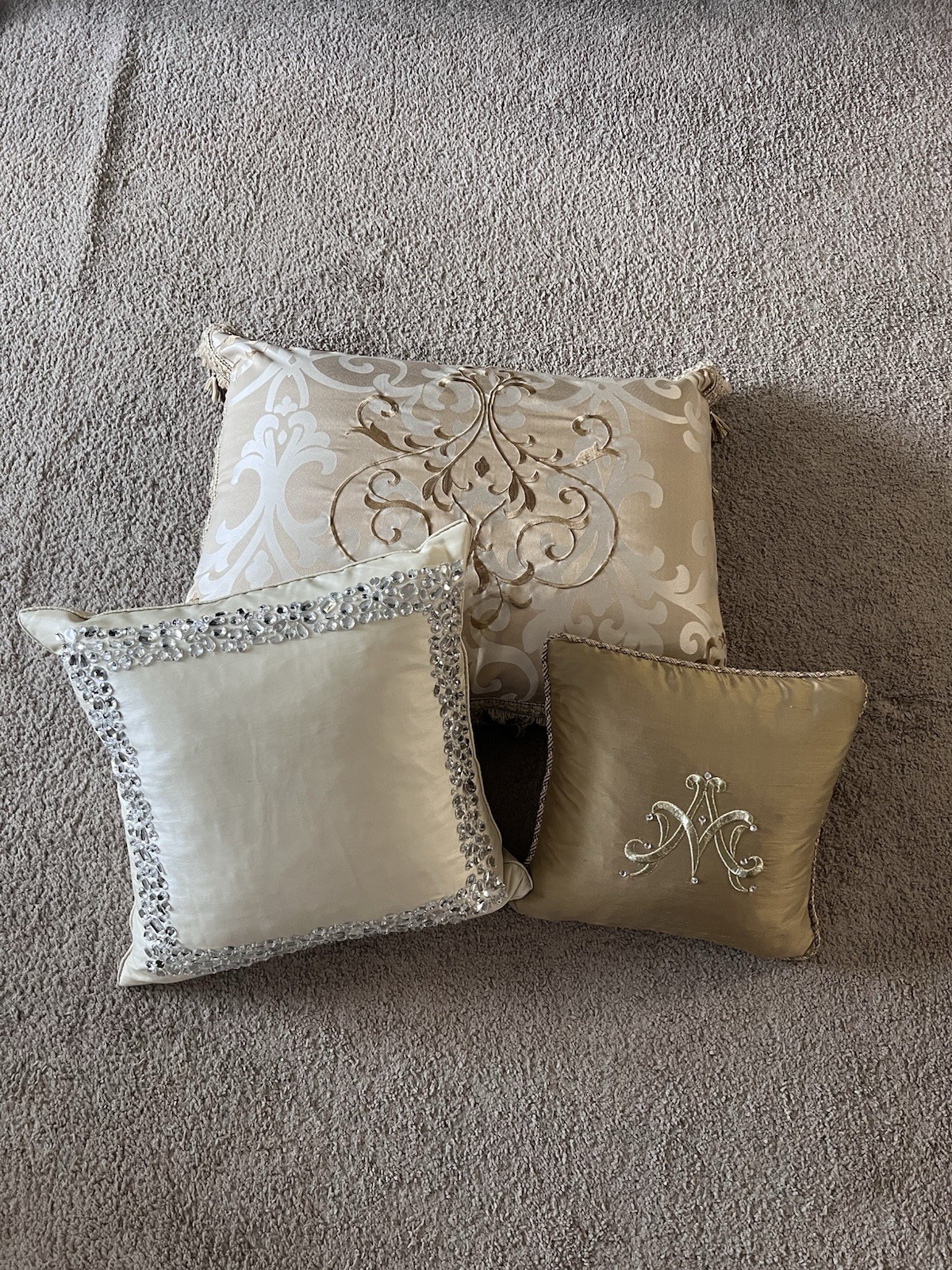 Michael Amini Set Of 3 Luxembourg Decorative Bedding Throw Pillows Luxury