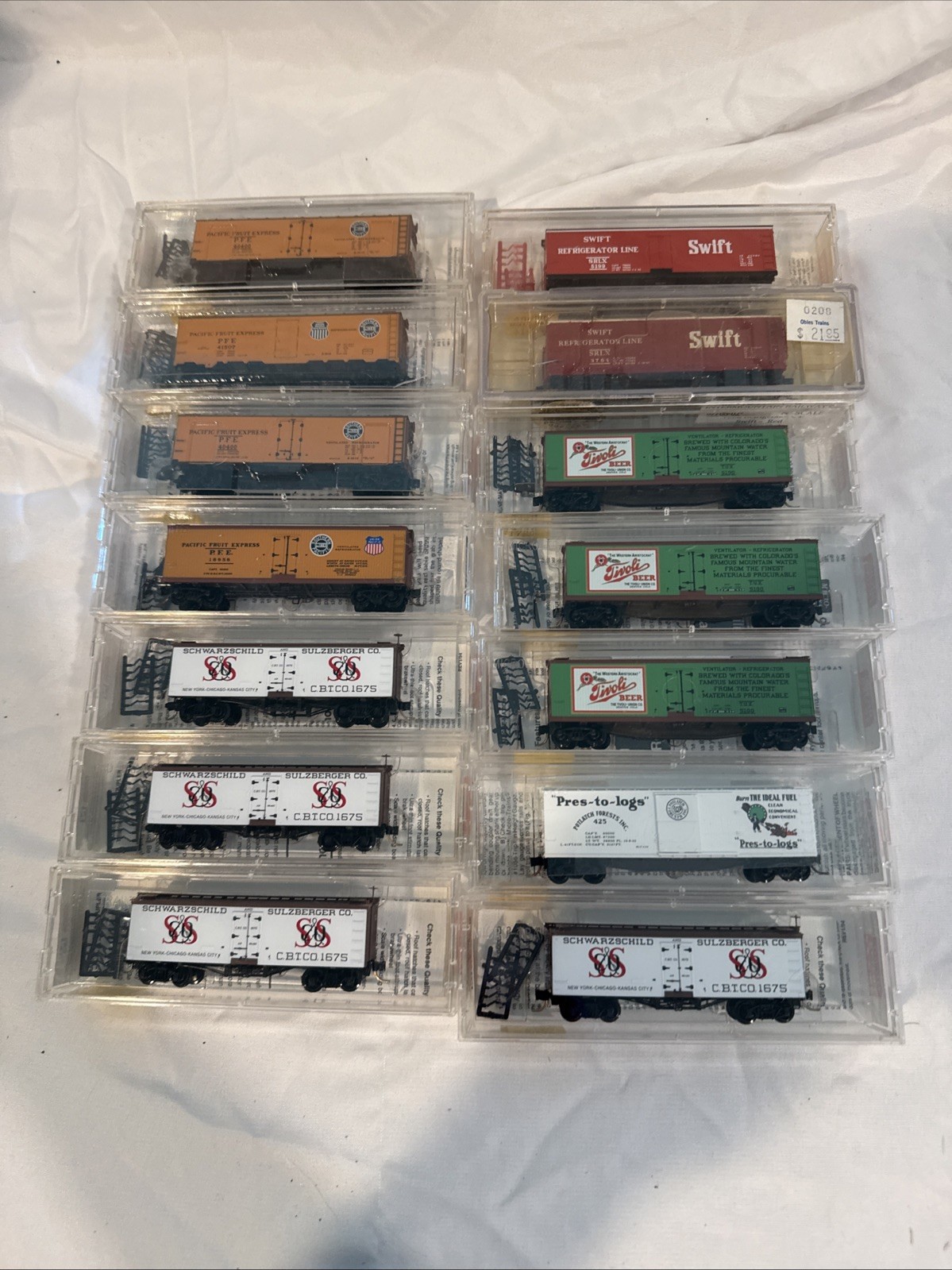 N Micro-Trains 14 Pack Lot Of Assorted And Matching Model Trains N Micro-Trains 14 Pack Lot Of Assorted And Matching Model Trains