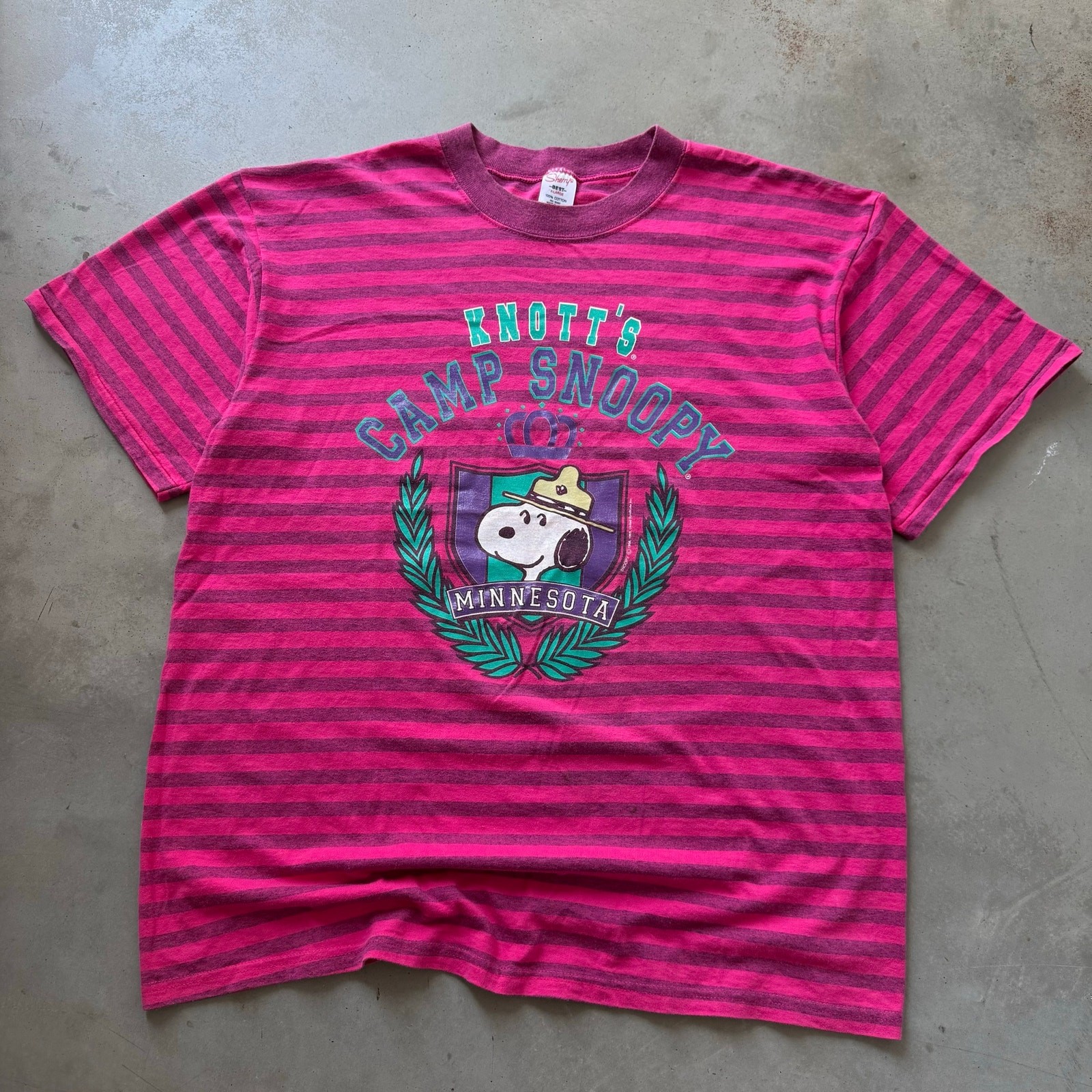Vintage 80’s Knott’s Camp Snoopy Peanuts Minnesota Retro Striped T-shirt Size XL Vintage 80’s Knott’s Camp Snoopy Peanuts Minnesota Retro Striped T-shirt Size XL