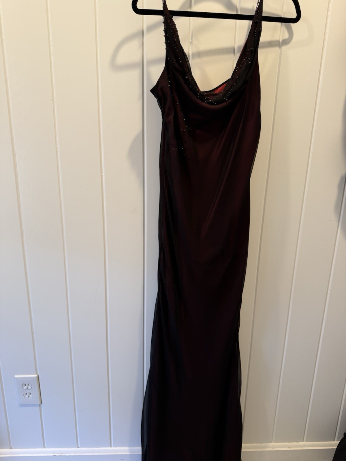 Vintage Tahari floor length 100% silk evening gown with black sequins and beads