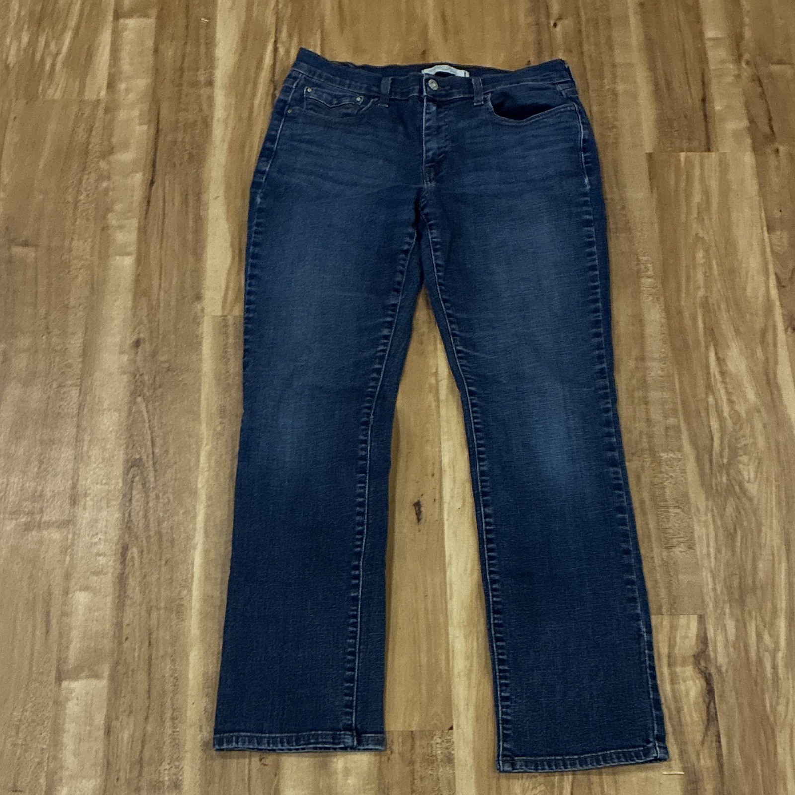 Levi\'s 500 Series 505 Women’s 8M Straight Leg Jeans Dark Wash Stretch Denim