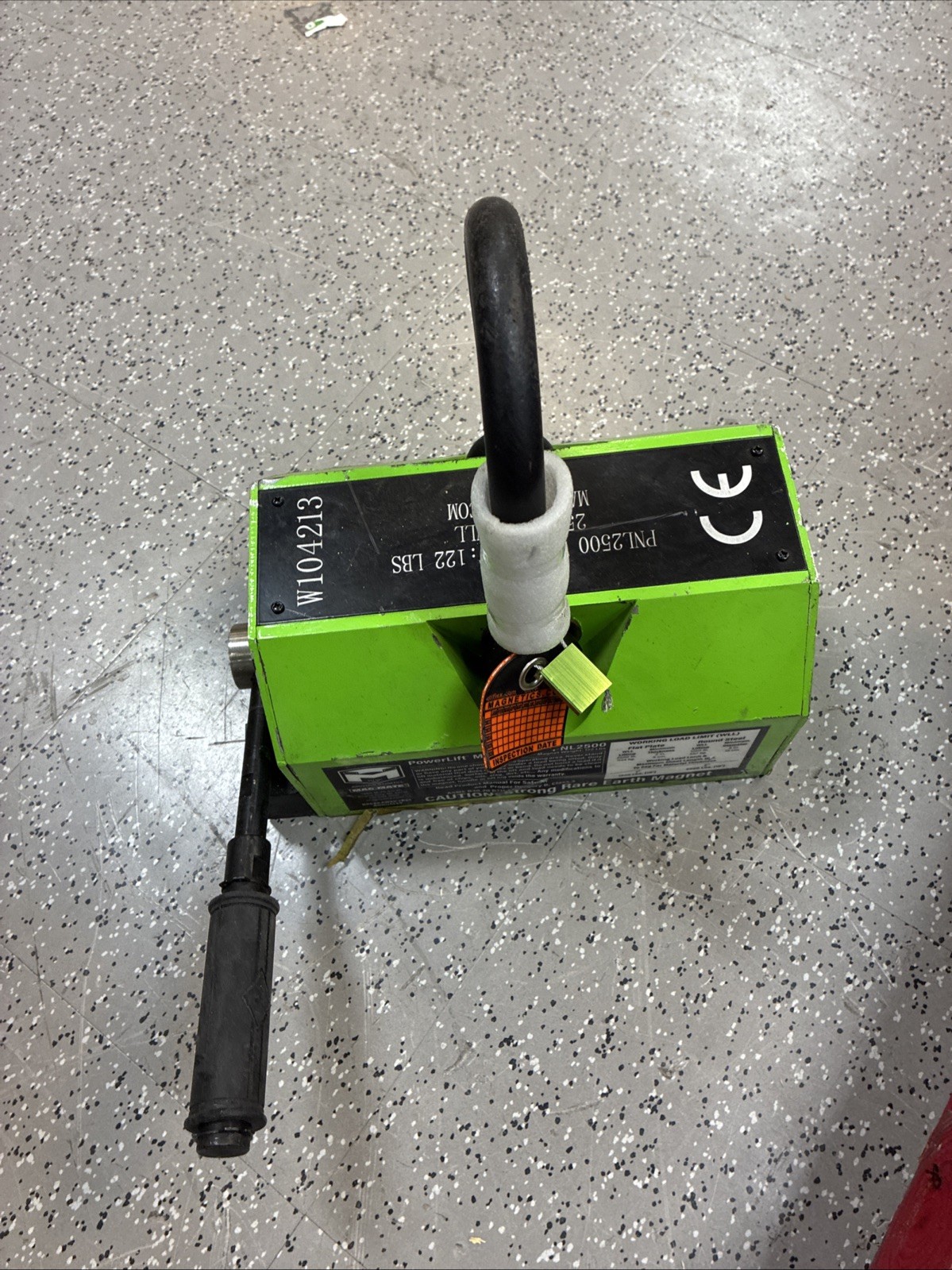 MAG-MATE PNL2500 Lifting Magnet 2,500 lb Load MAG-MATE PNL2500 Lifting Magnet 2,500 lb Load