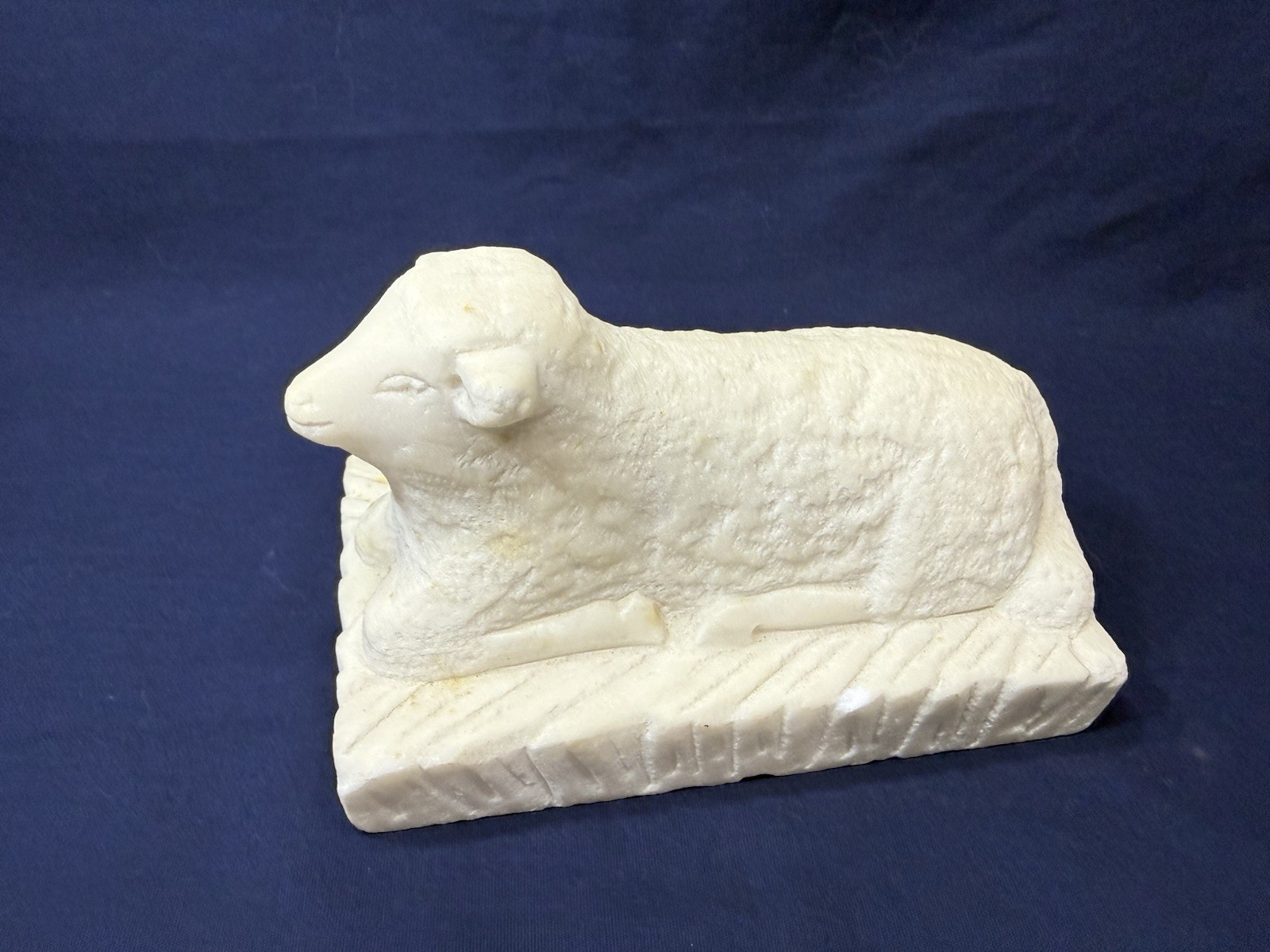 Antique 19th C American Folk Art Carved White Marble Lamb Sheep Figure Sculpture