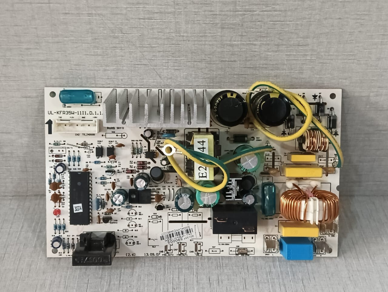 CARRIER CAUL1-KF35W/N1-120(EH) MAIN CIRCCUIT BOARD- NEW WITHOUT BOX CARRIER CAUL1-KF35W/N1-120(EH) MAIN CIRCCUIT BOARD- NEW WITHOUT BOX