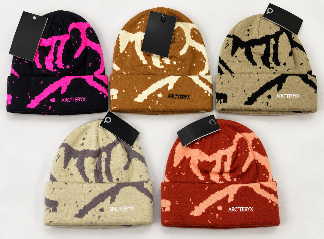 NWT Arc’teryx Grotto Toque Merino Wool Lightweight Unisex Winter Gift Full Color NWT Arc’teryx Grotto Toque Merino Wool Lightweight Unisex Winter Gift Full Color